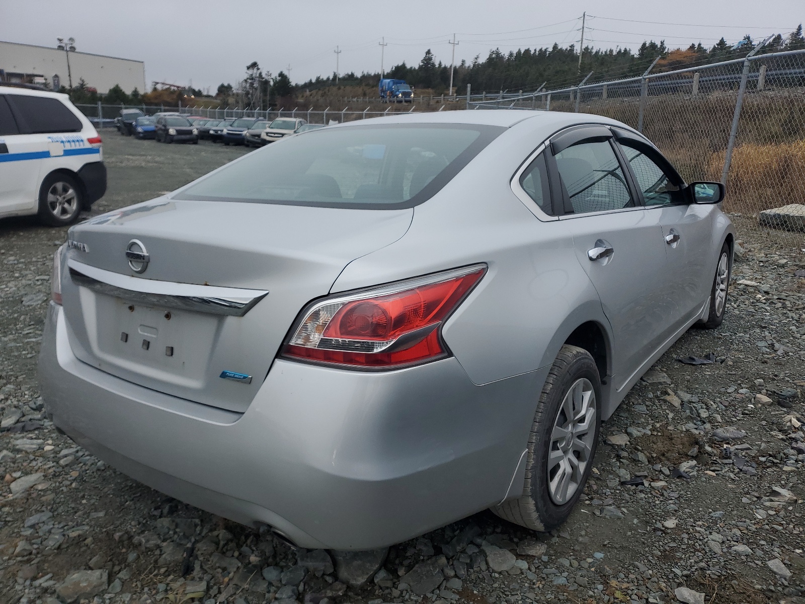 Photo 4 from auction – 2015 NISSAN ALTIMA 2.5 with VIN 1N4AL3AP7FN875537