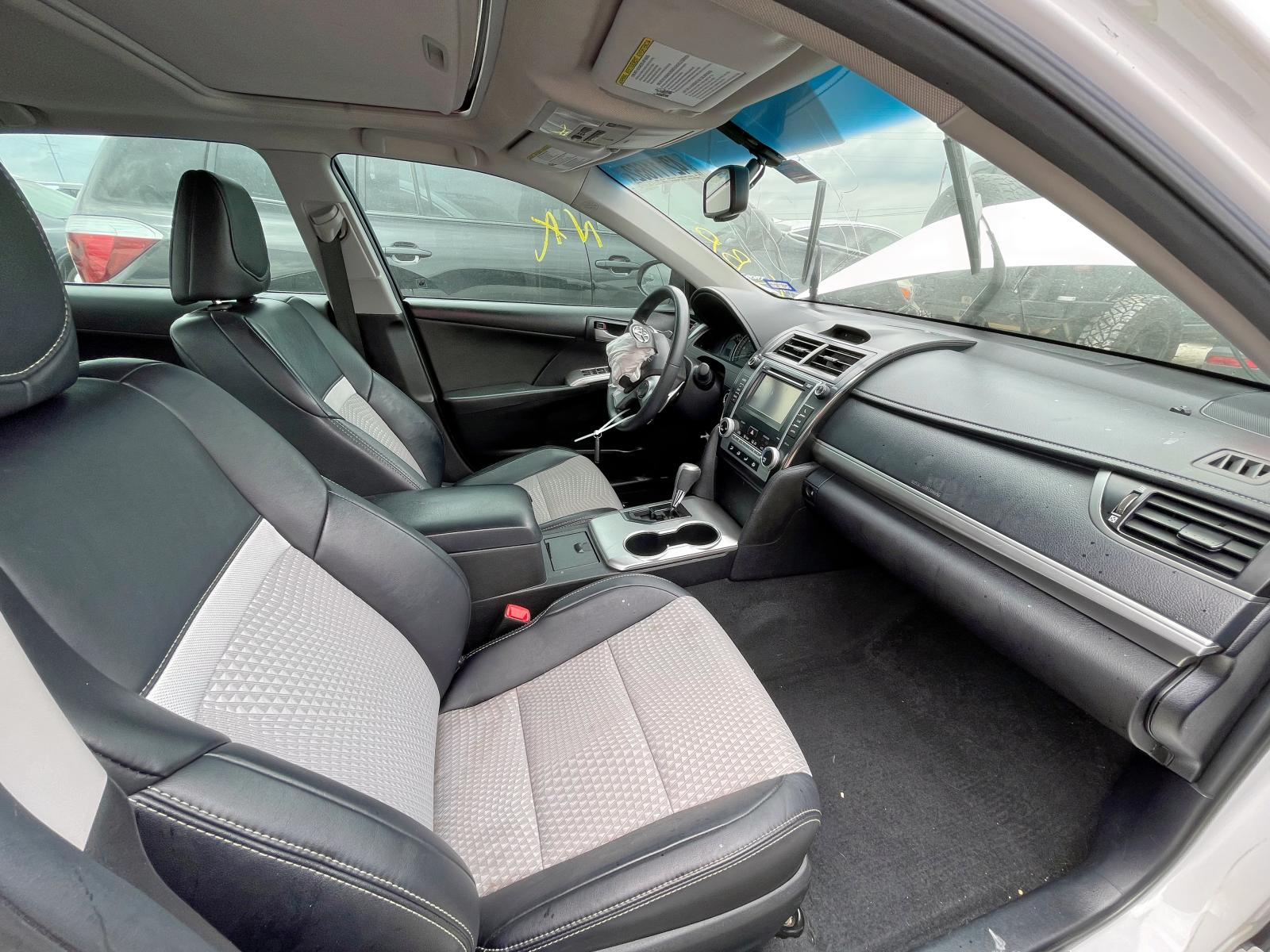 Photo 5 from auction – 2014 TOYOTA CAMRY L with VIN 4T1BF1FK1EU332899