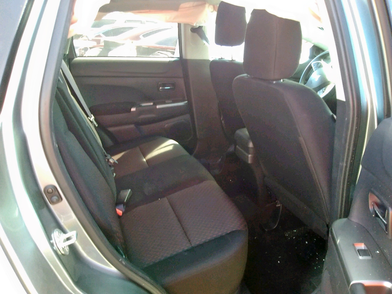 Photo 6 from auction – 2019 MITSUBISHI OUTLANDER with VIN JA4AP3AU5KU023864