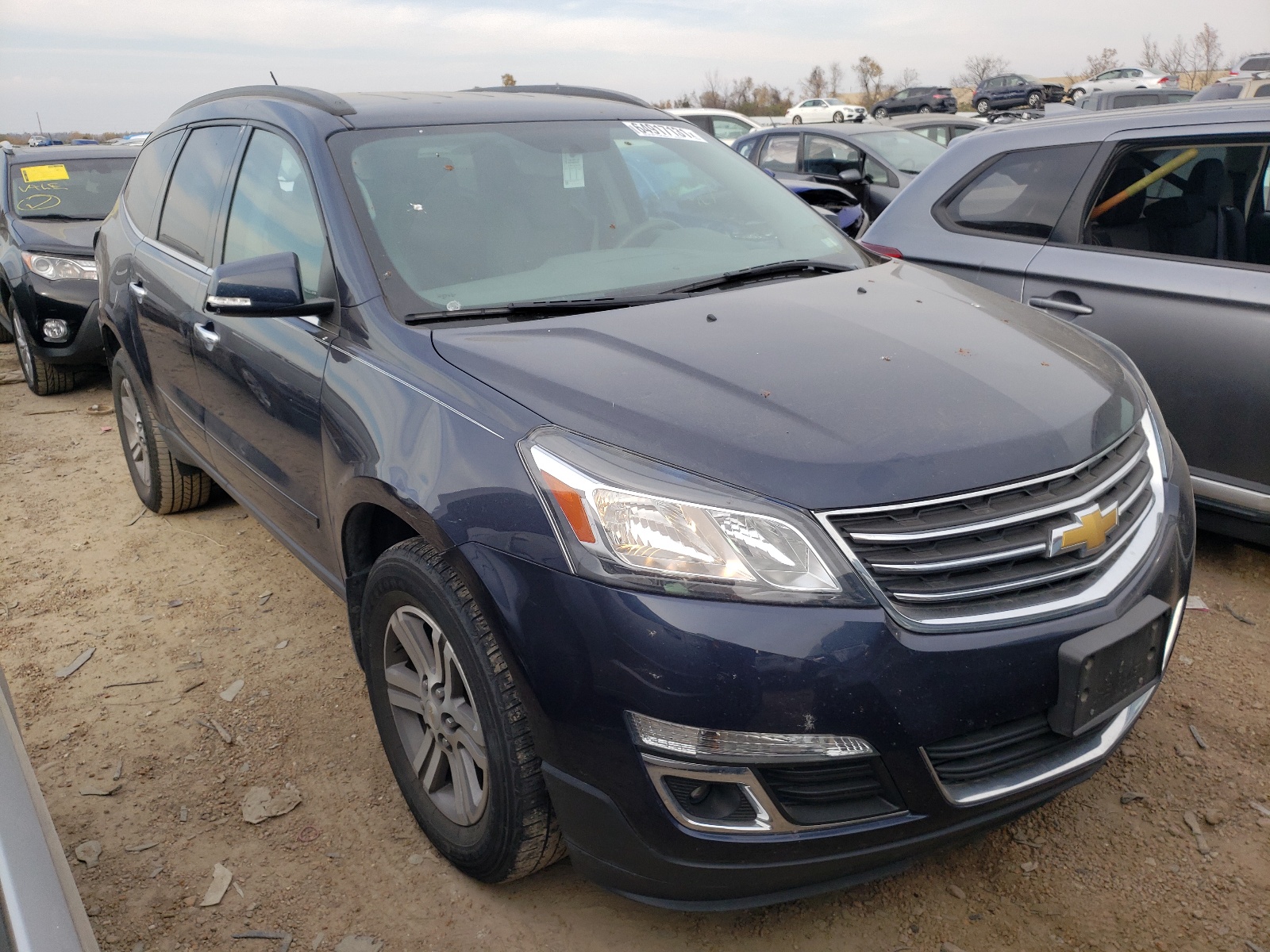 CHEVROLET TRAVERSE L 2015 with VIN 1GNKRGKD3FJ269126 - Photo from auction