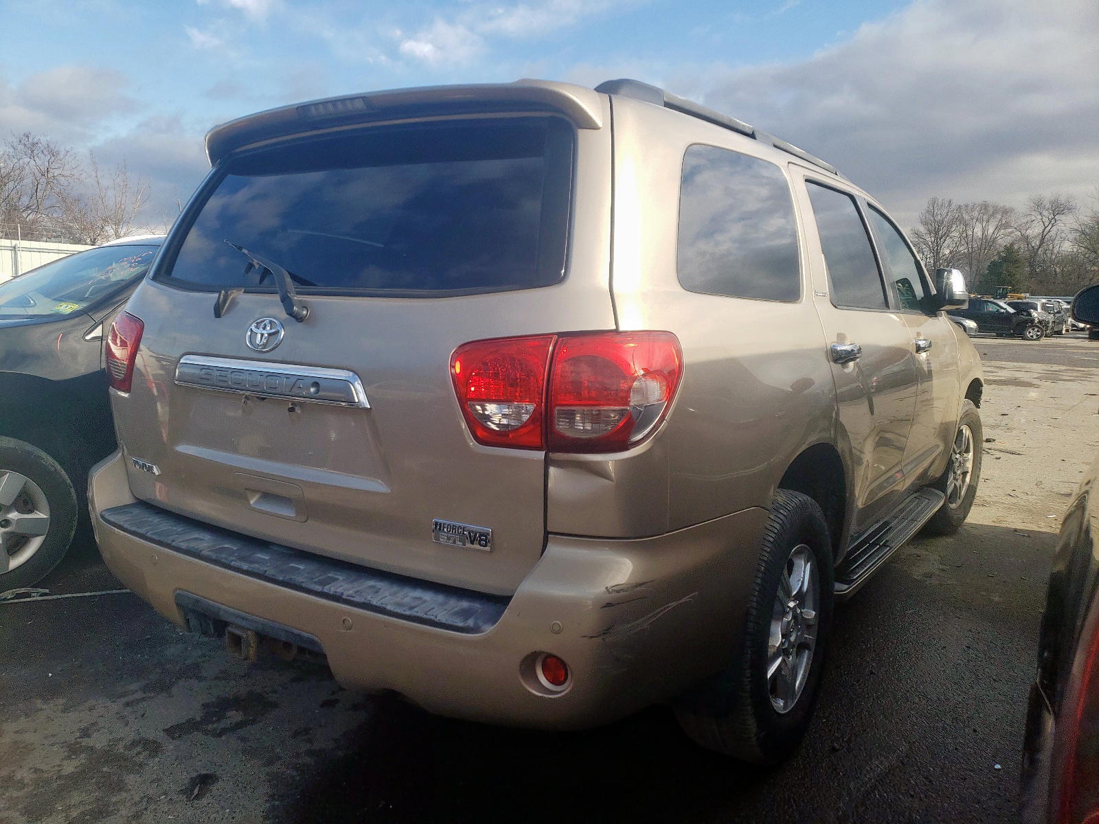 Photo 4 from auction – 2008 TOYOTA SEQUOIA LI with VIN 5TDBY68A28S001032