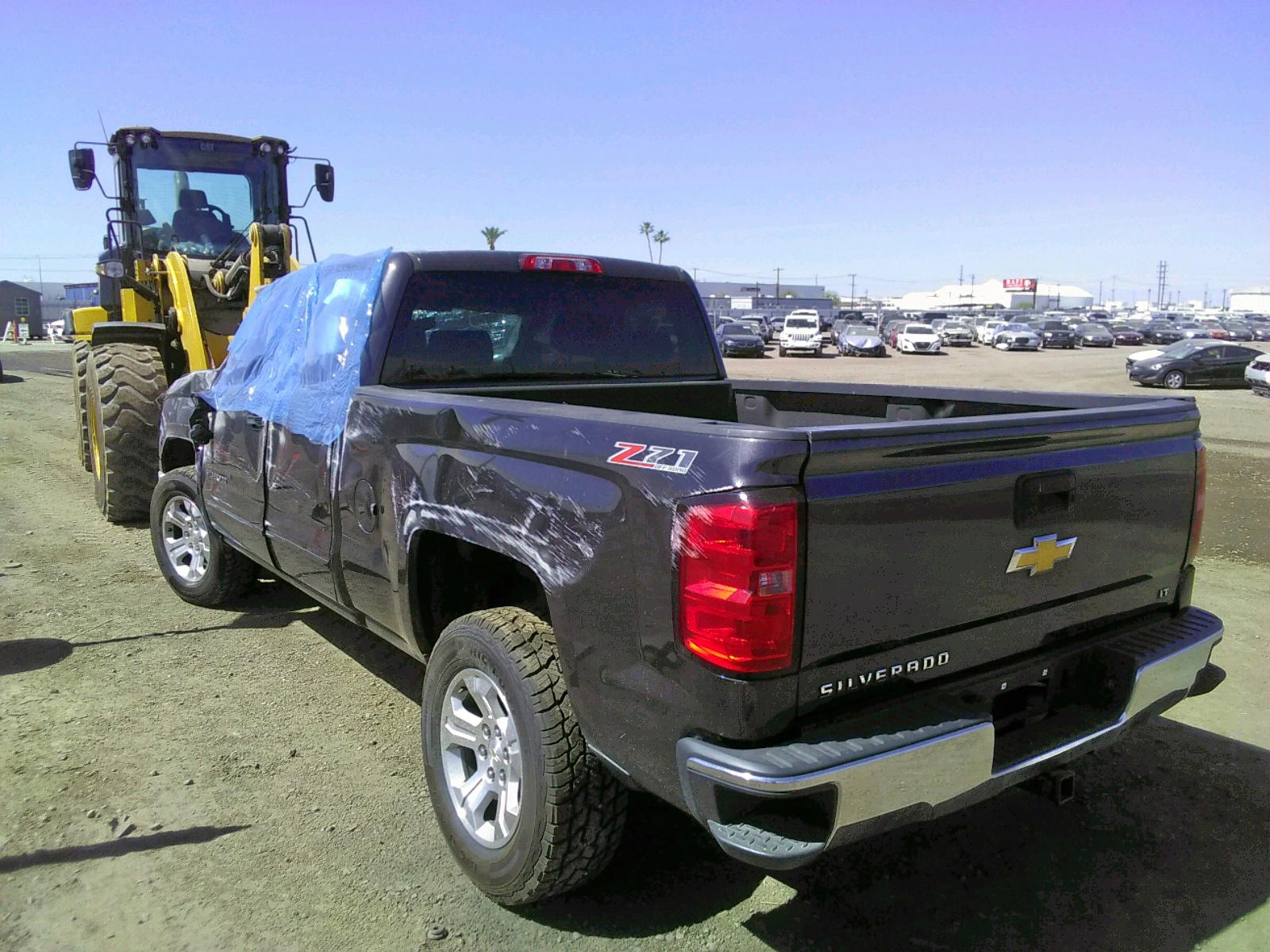 Photo 3 from auction – 2015 CHEVROLET SILVERADO with VIN 1GCVKREC0FZ157698