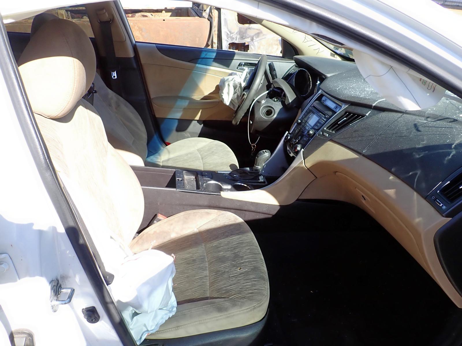 Photo 5 from auction – 2013 HYUNDAI SONATA GLS with VIN 5NPEB4AC2DH512593