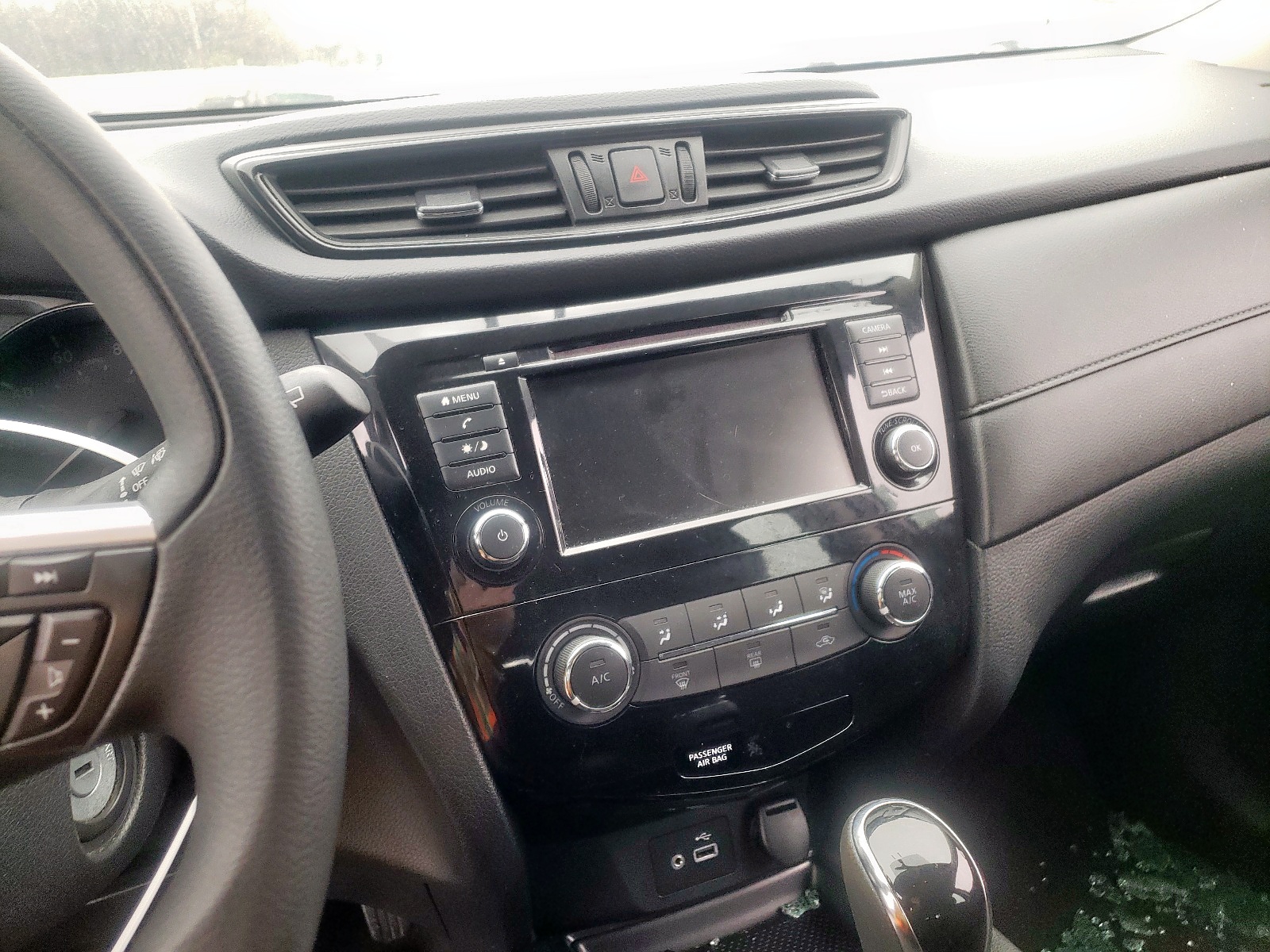 Photo 9 from auction – 2018 NISSAN ROGUE S with VIN 5N1AT2MVXJC769114