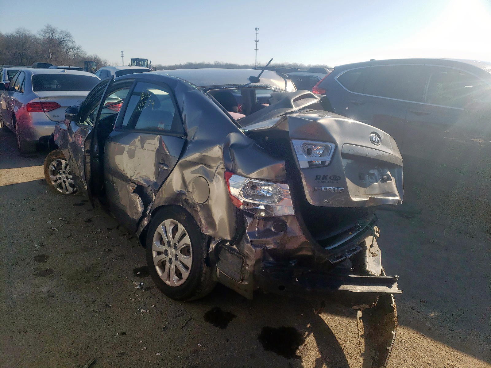 Photo 3 from auction – 2012 KIA FORTE EX with VIN KNAFU4A24C5482885