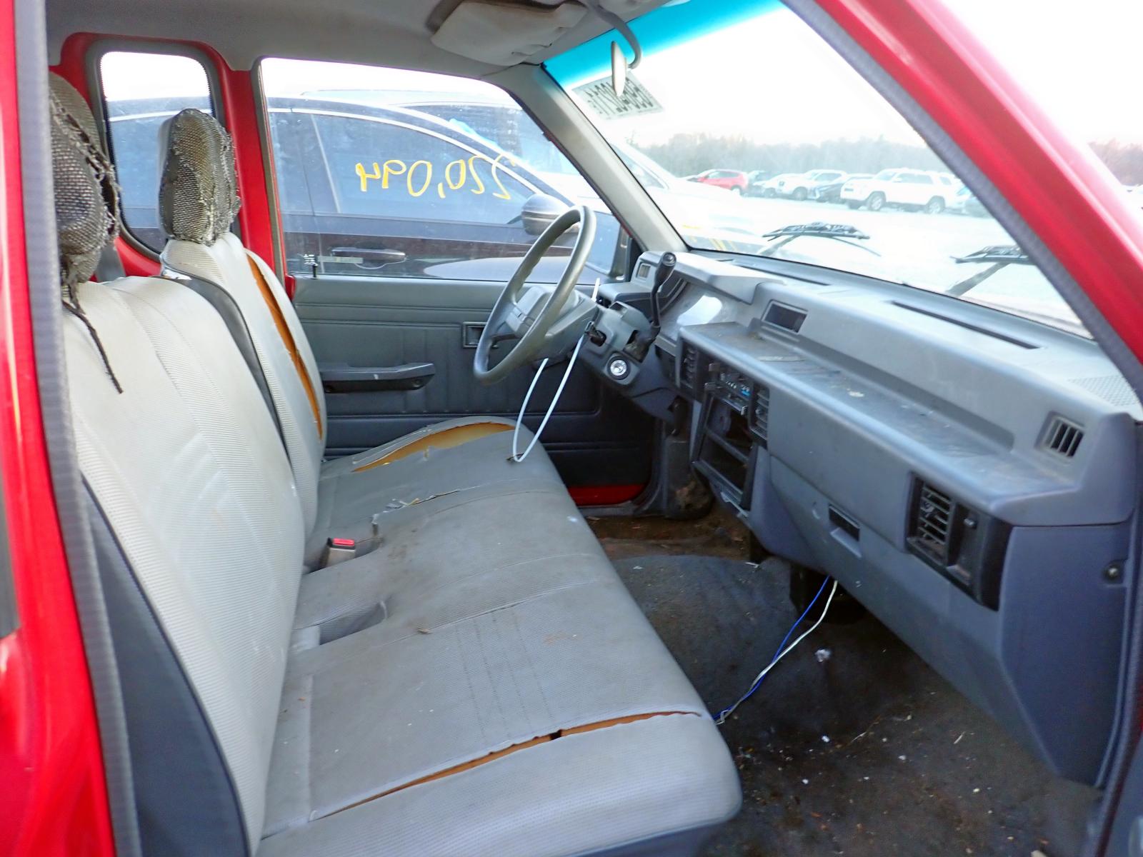 Photo 5 from auction – 1990 MITSUBISHI MIGHTY MAX with VIN JA7FL25W3LP017054
