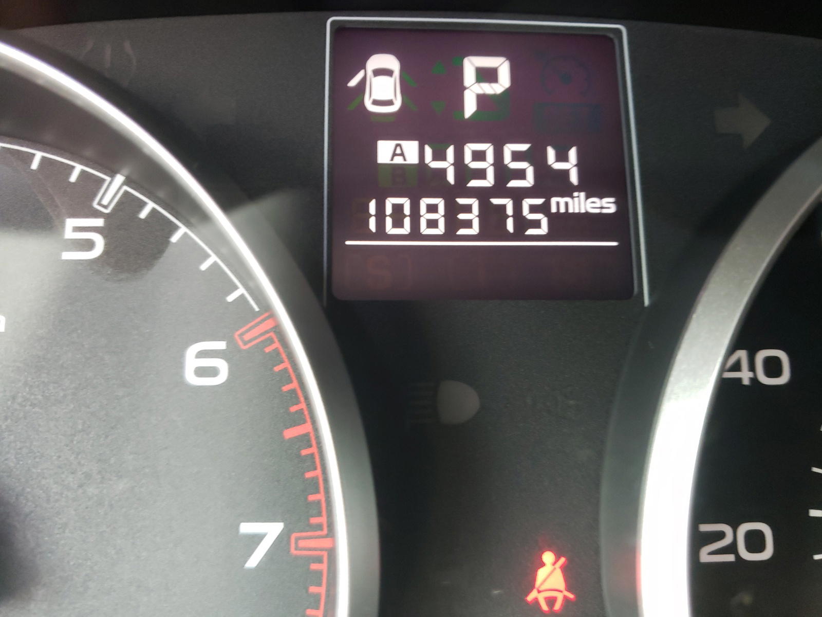 Photo 8 from auction – 2014 SUBARU LEGACY 2.5 with VIN 4S3BMBD69E3027856