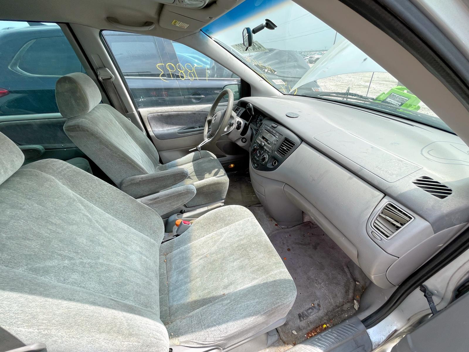 Photo 5 from auction – 2000 MAZDA MPV WAGON with VIN JM3LW28G8Y0163166
