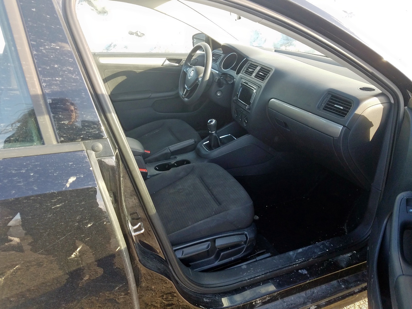 Photo 5 from auction – 2015 VOLKSWAGEN JETTA BASE with VIN 3VW1K7AJ8FM356472