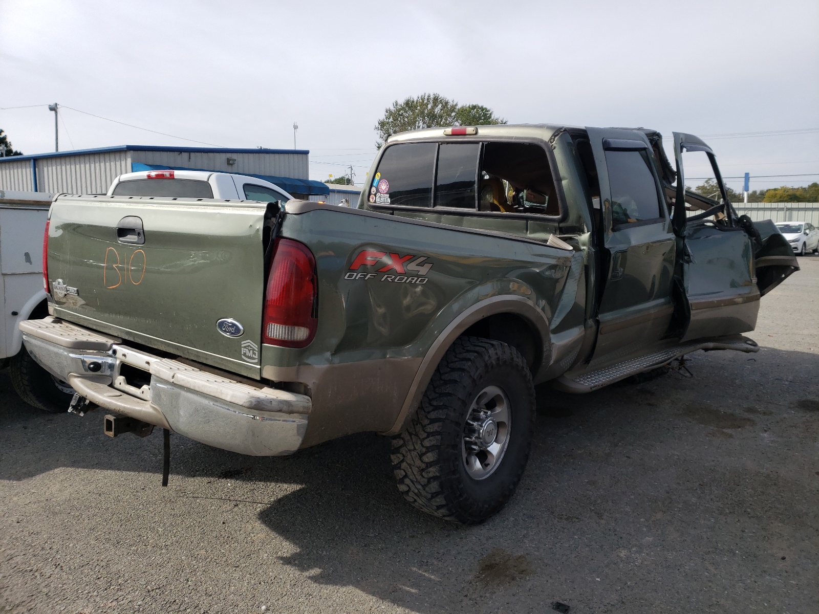 Photo 4 from auction – 2004 FORD F250 SUPER with VIN 1FTNW21P24EB74625