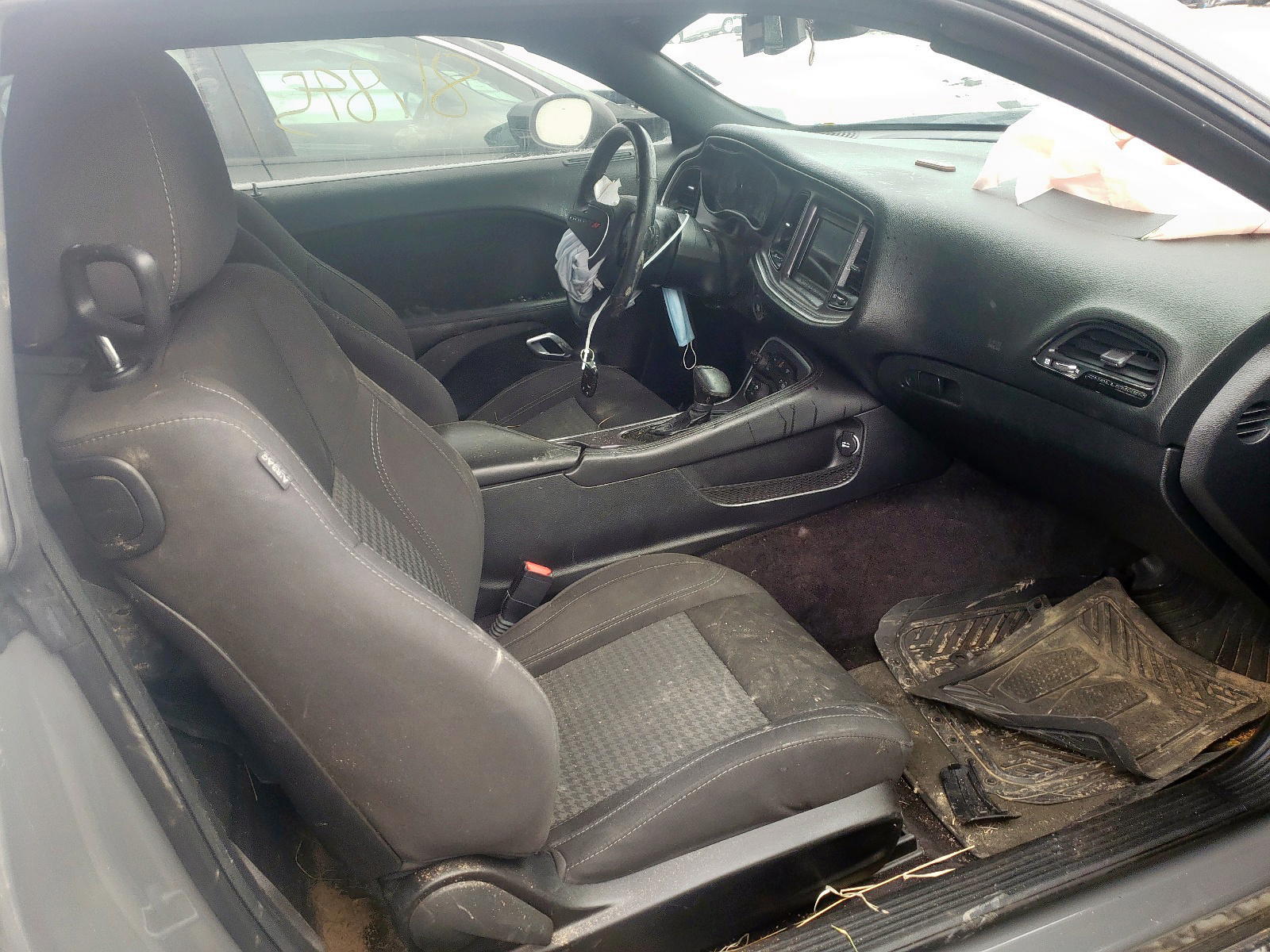 Photo 5 from auction – 2018 DODGE CHALLENGER with VIN 2C3CDZAG9JH178847