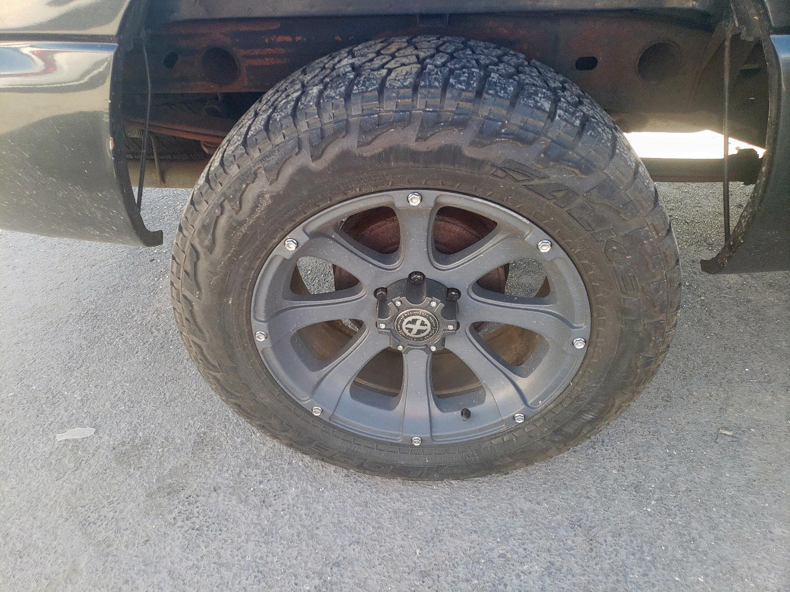 Photo 9 from auction – 2005 CHEVROLET SILVERADO with VIN 2GCEK13T451148160