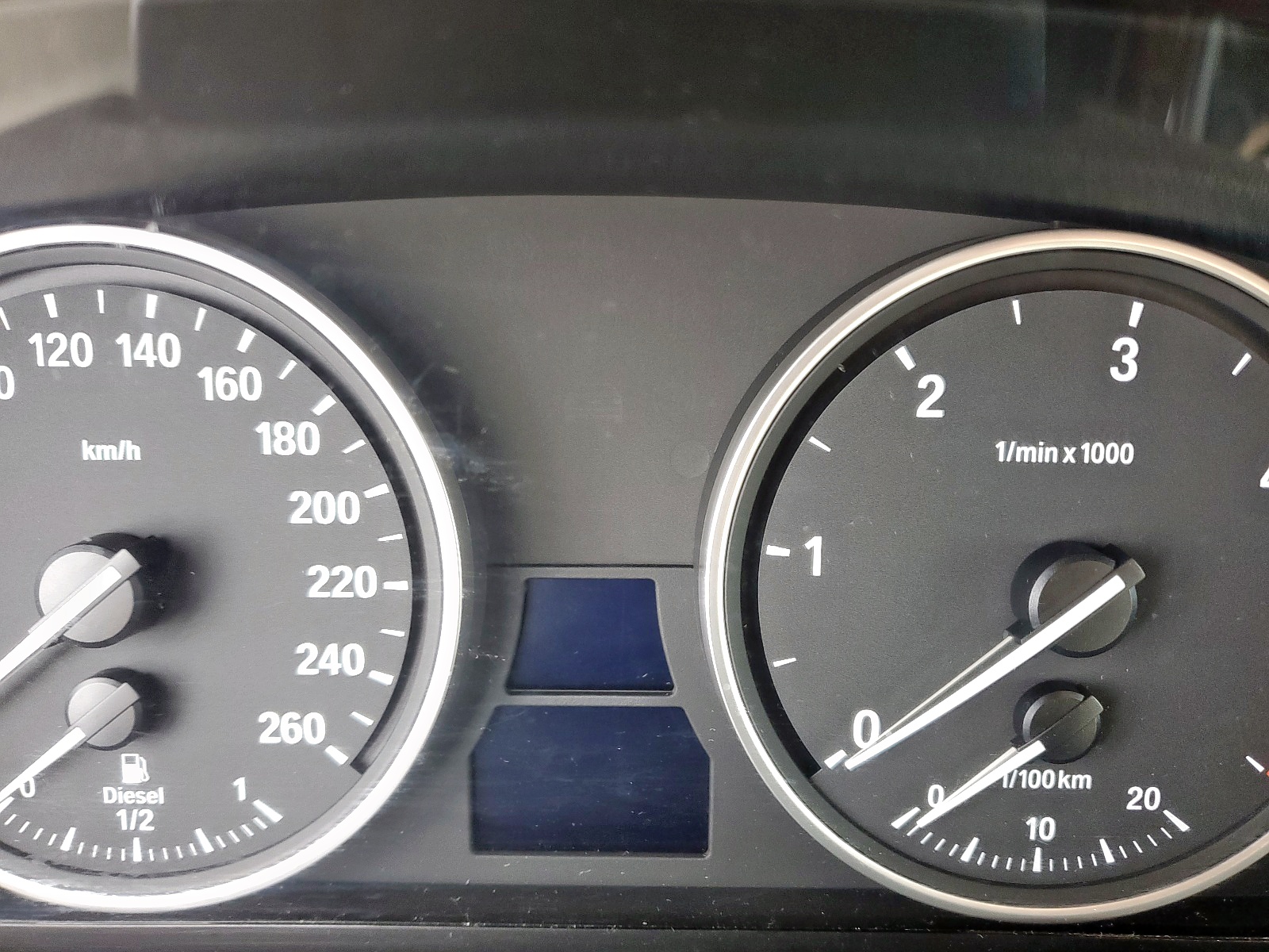 Photo 8 from auction – 2012 BMW X5 XDRIVE3 with VIN 5UXZW0C57CL663970