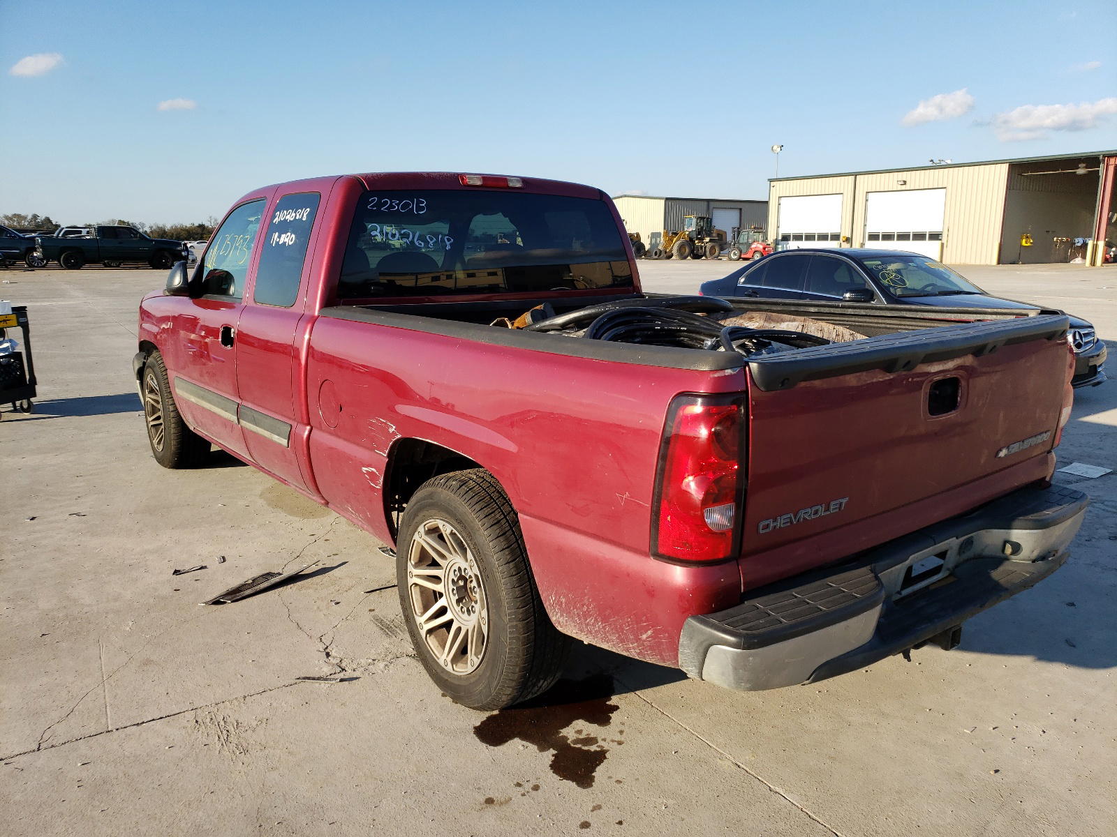 Photo 3 from auction – 2005 CHEVROLET SILVERADO with VIN 2GCEC19V551155219