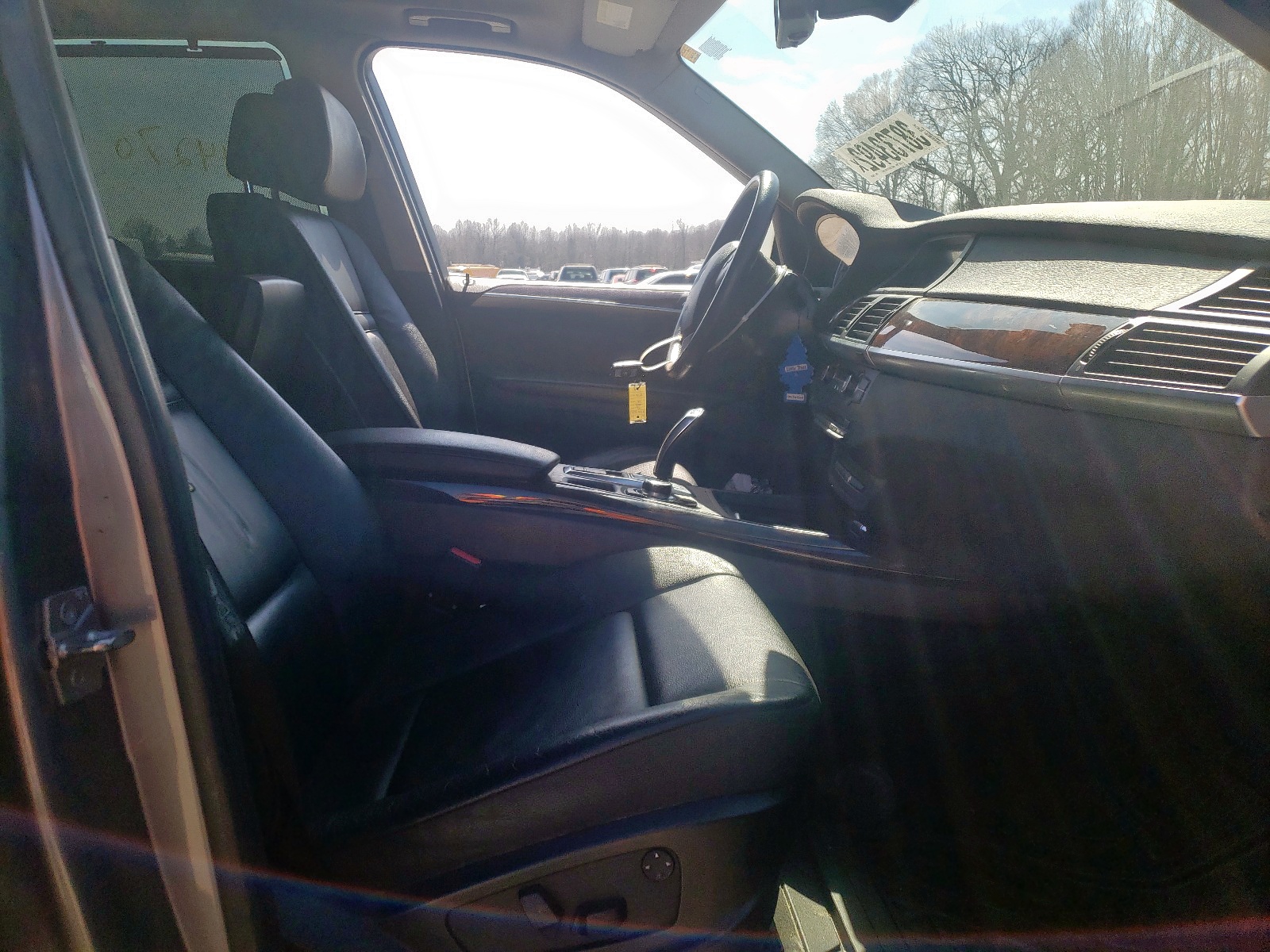 Photo 5 from auction – 2010 BMW X5 XDRIVE3 with VIN 5UXFE4C59AL276699