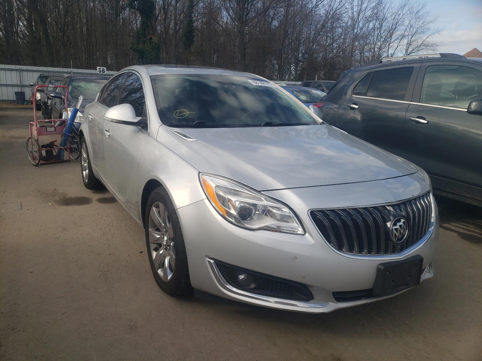 BUICK REGAL PREM 2015 with VIN 2G4GN5EXXF9188359 - Photo from auction
