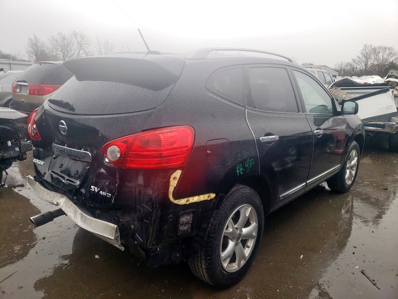 Photo 4 from auction – 2011 NISSAN ROGUE S with VIN JN8AS5MV9BW686531
