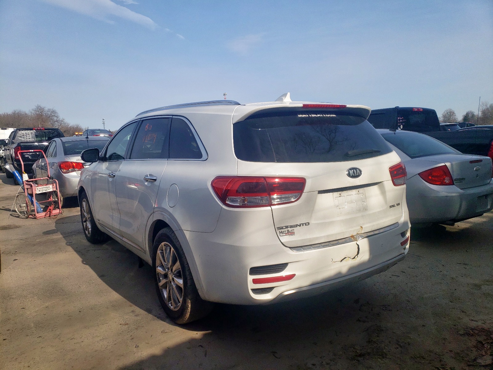 Photo 3 from auction – 2016 KIA SORENTO SX with VIN 5XYPKDA56GG087790