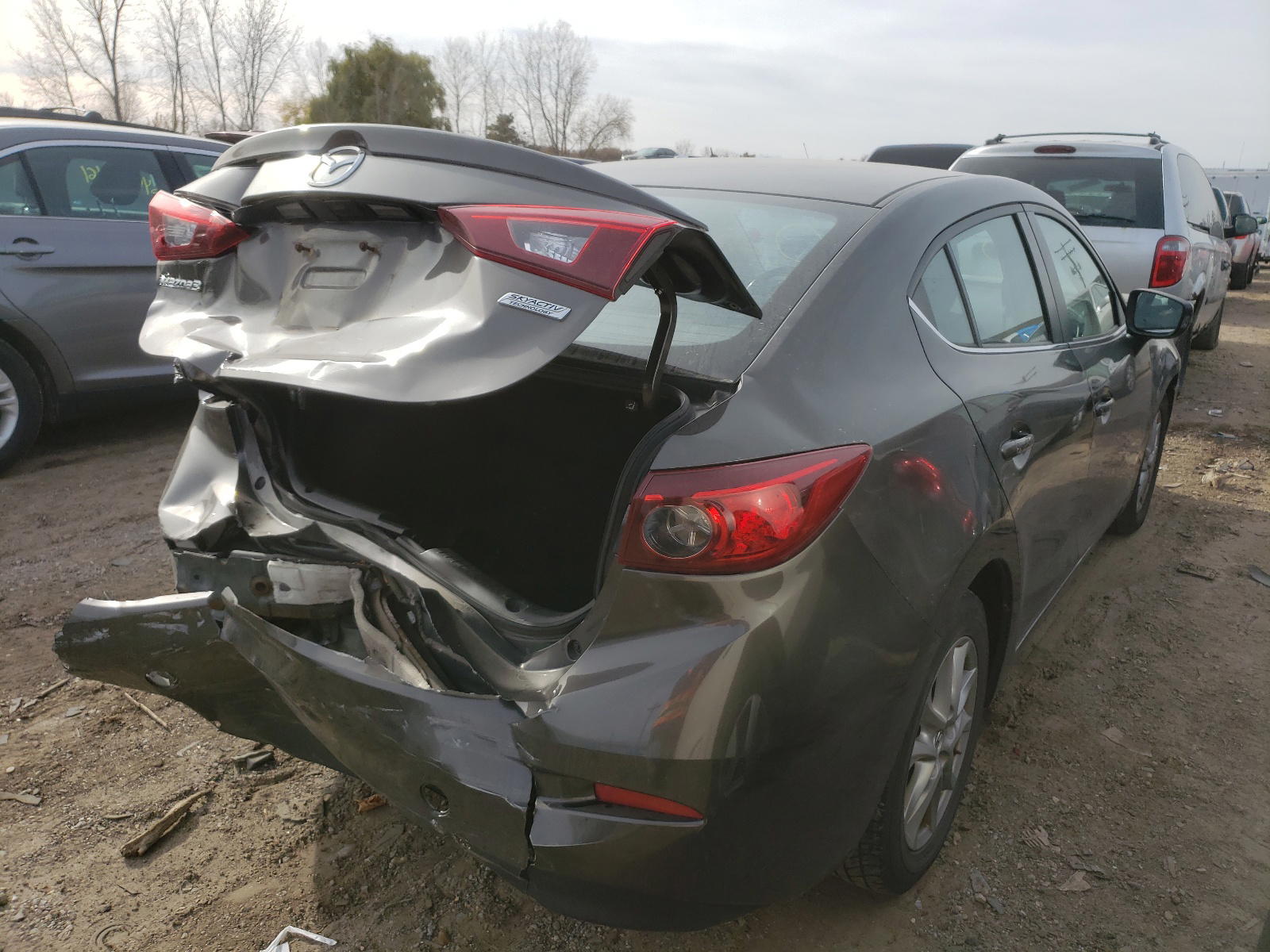 Photo 4 from auction – 2014 MAZDA 3 TOURING with VIN JM1BM1V75E1125084