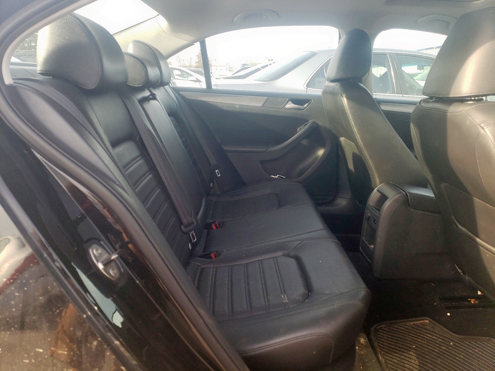 Photo 6 from auction – 2013 VOLKSWAGEN JETTA SEL with VIN 3VWLP7AJ5DM409104