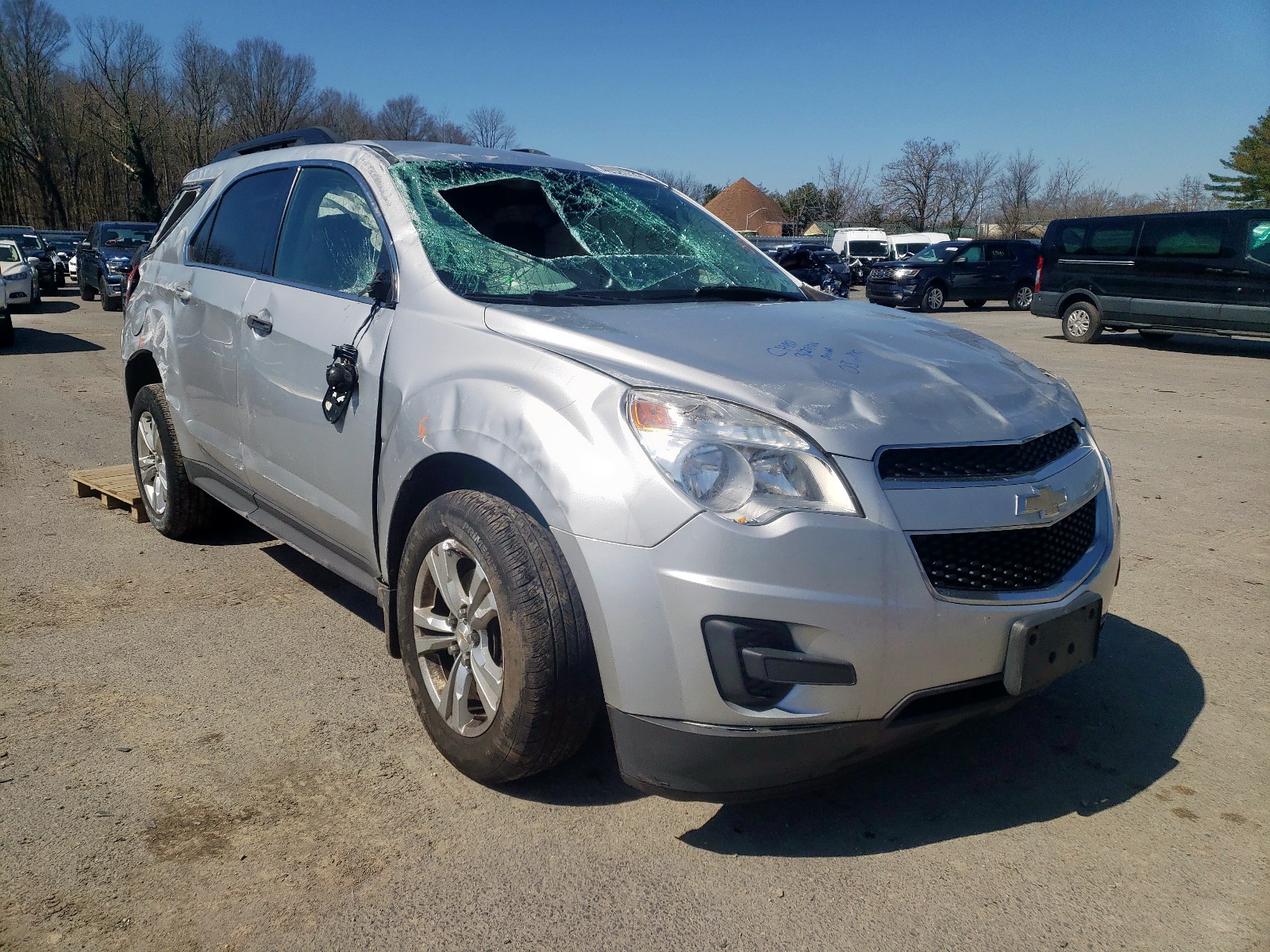 CHEVROLET EQUINOX LT 2015 with VIN 2GNALBEK3F6407464 - Photo from auction