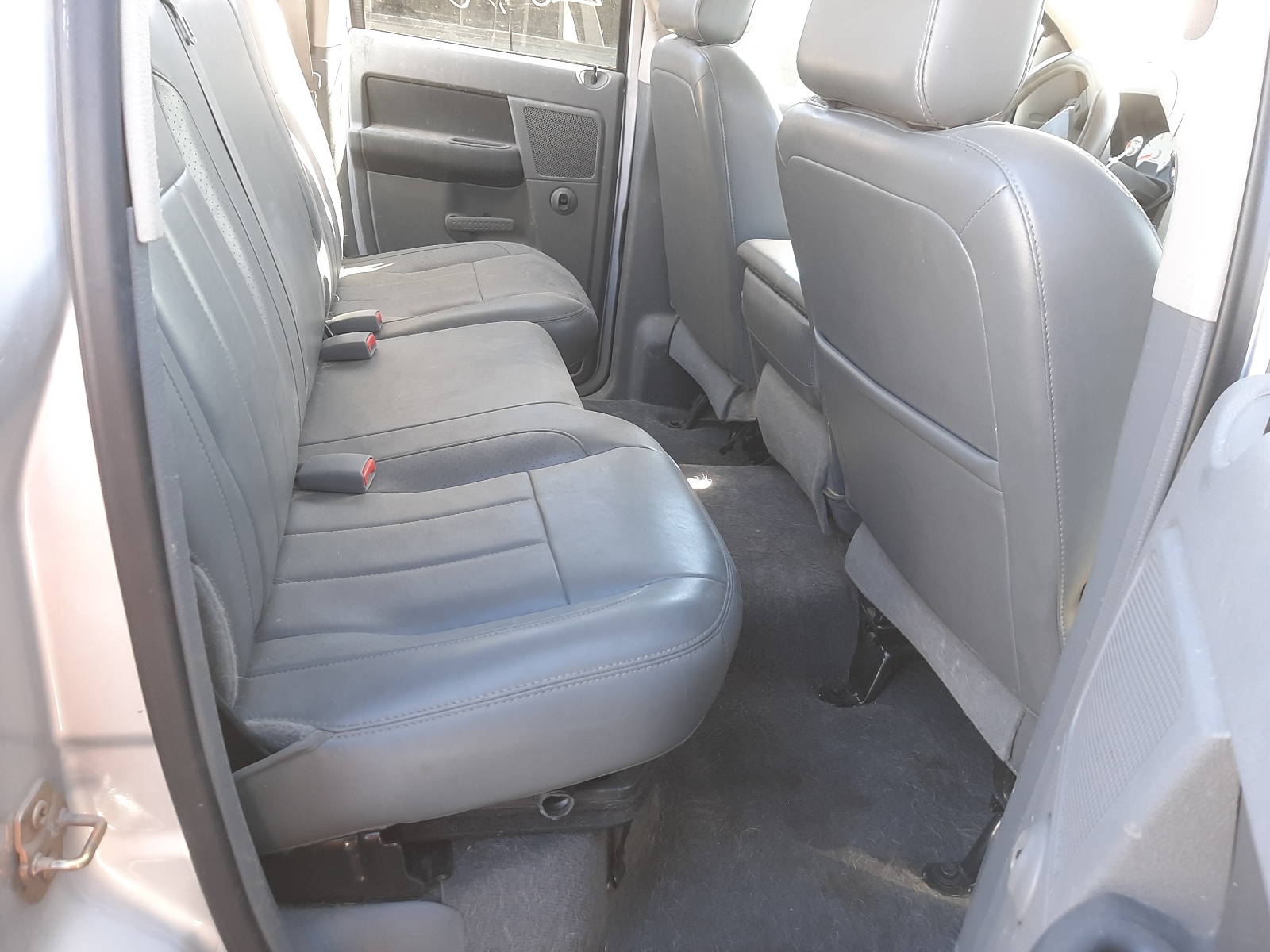 Photo 6 from auction – 2007 DODGE RAM 3500 S with VIN 3D7MX38A27G768067