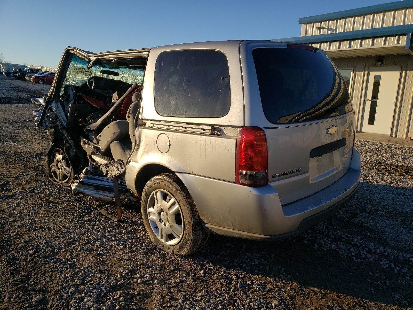Photo 3 from auction – 2006 CHEVROLET UPLANDER L with VIN 1GNDV23LX6D102970