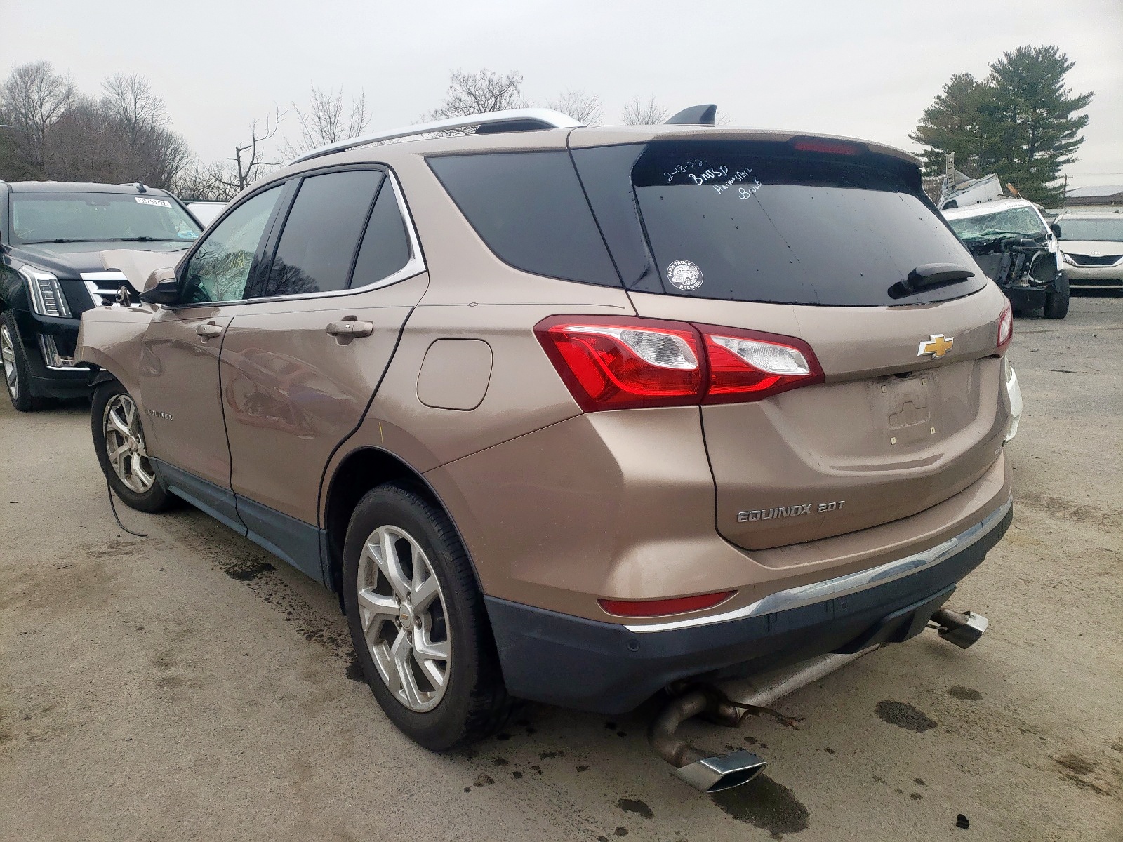 Photo 3 from auction – 2019 CHEVROLET EQUINOX LT with VIN 2GNAXLEX5K6197126