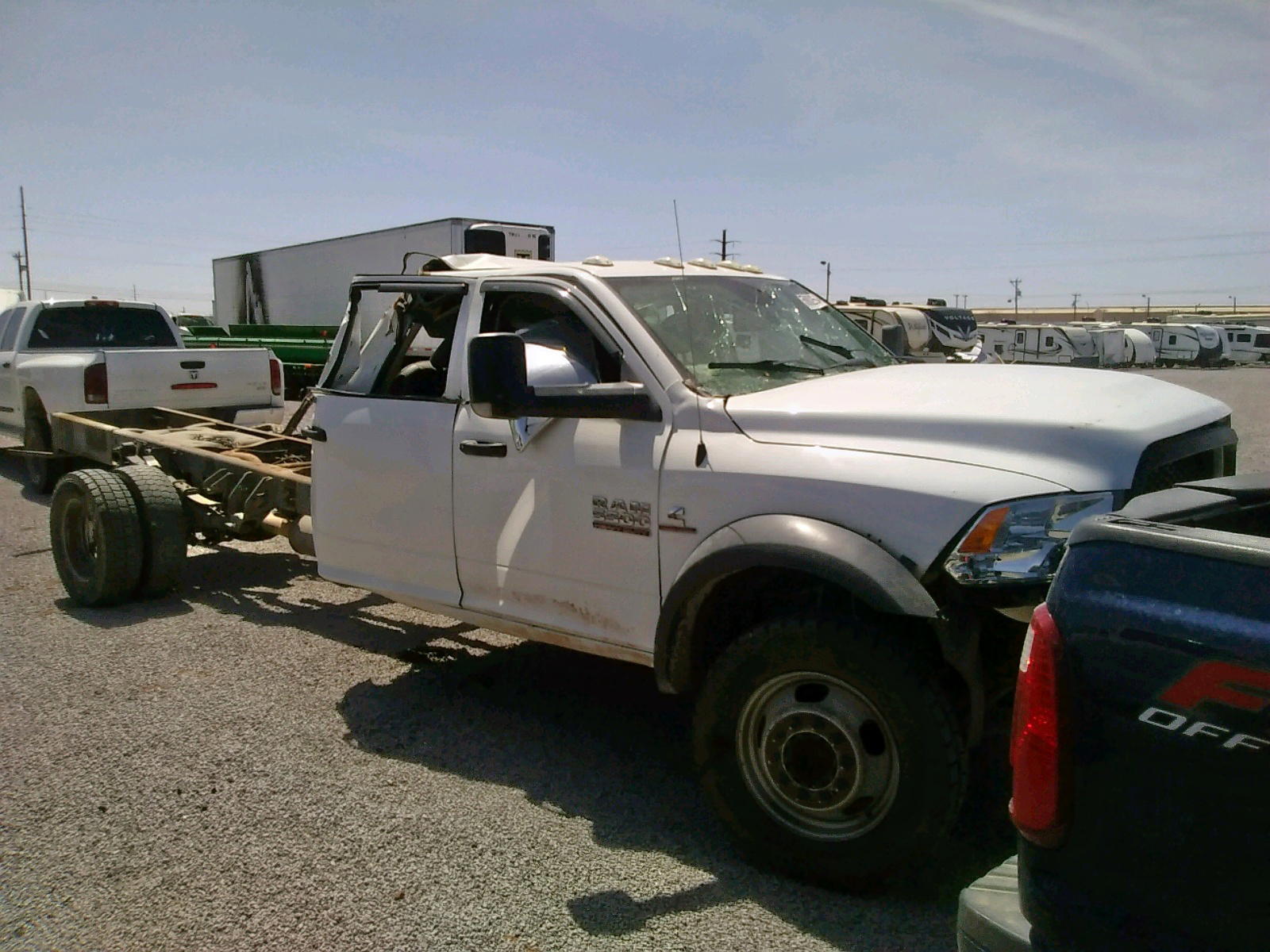 RAM 5500 2017 with VIN 3C7WRNFL0HG653663 - Photo from auction