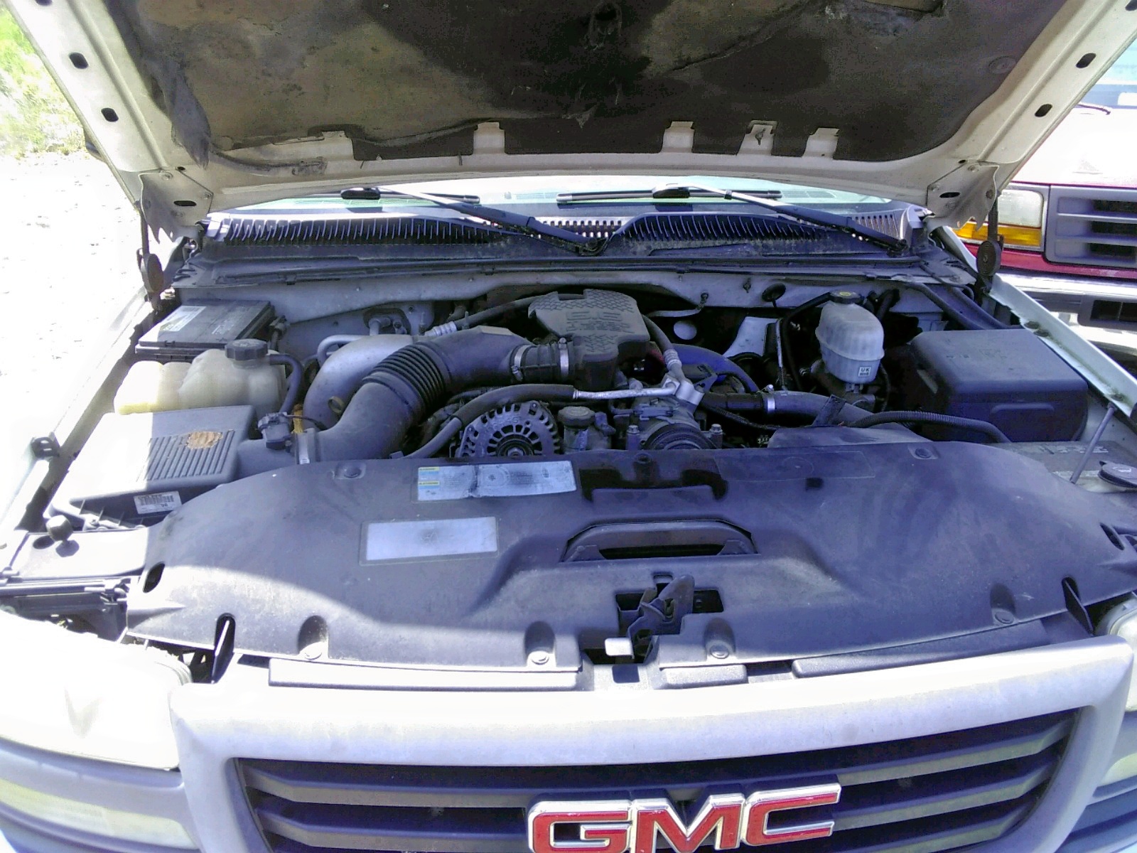 Photo 7 from auction – 2003 GMC NEW SIERRA with VIN 1GTJK331X3F154432