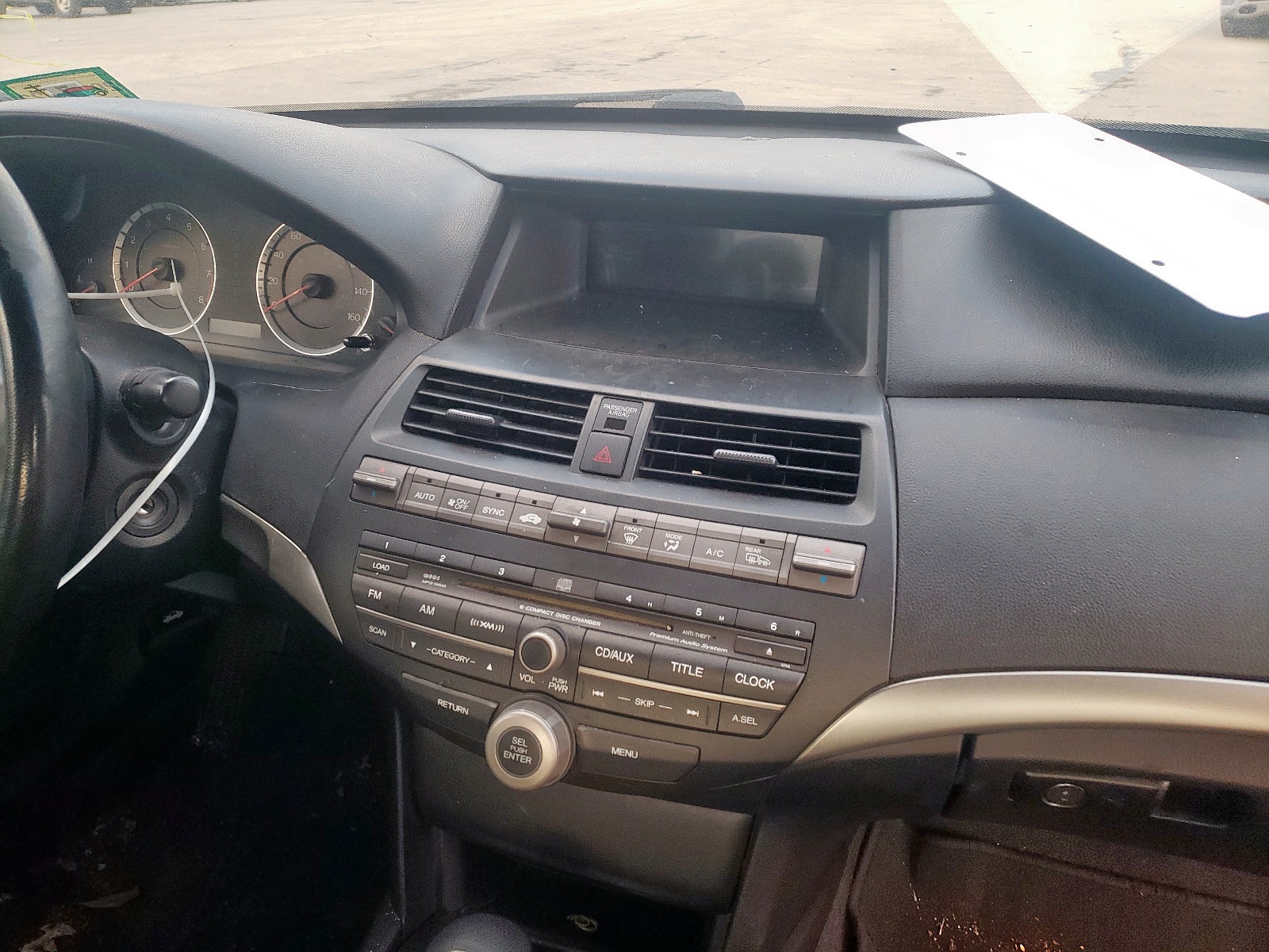Photo 9 from auction – 2010 HONDA ACCORD EXL with VIN 1HGCP2F87AA132204