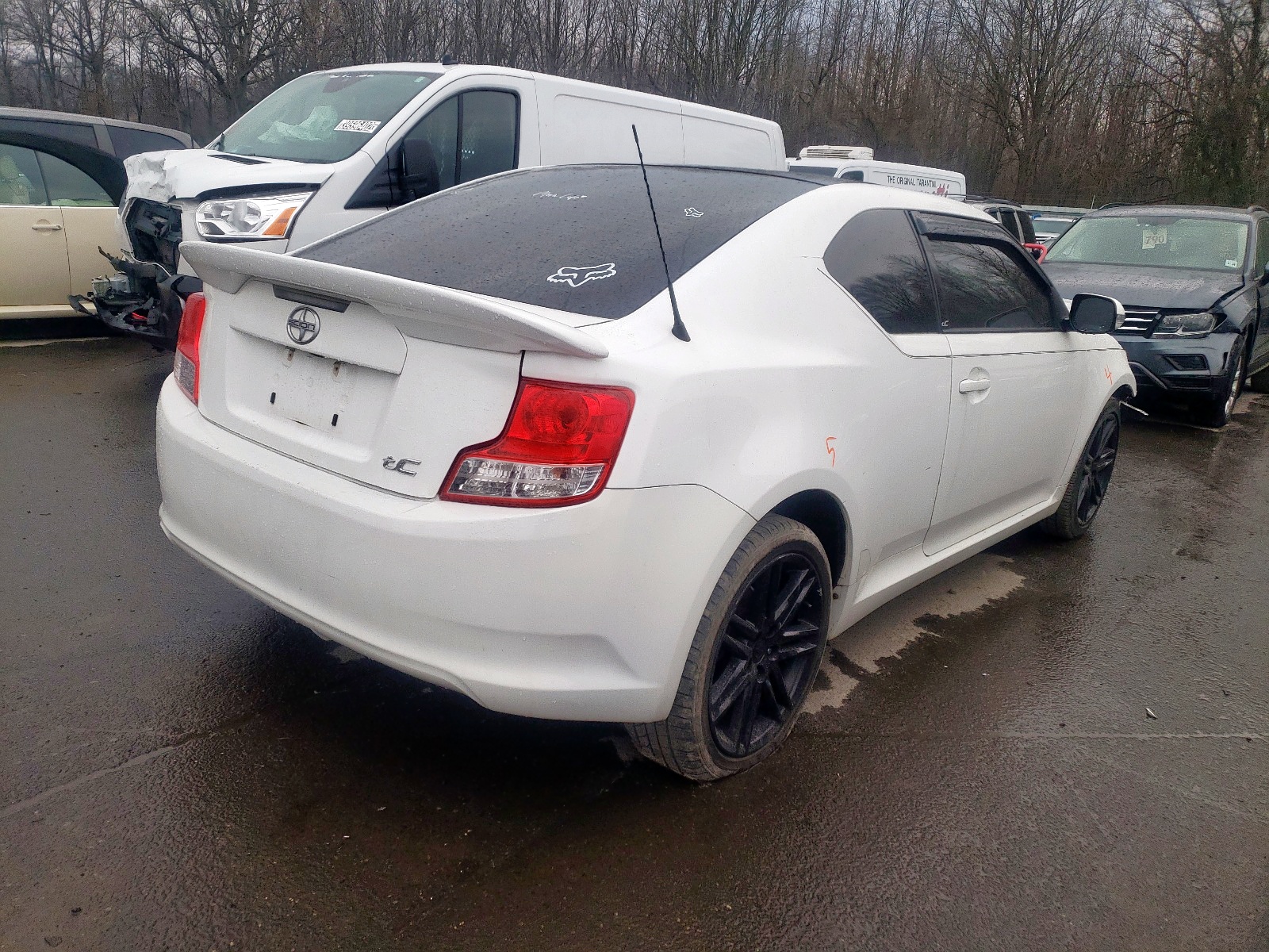 Photo 4 from auction – 2012 TOYOTA SCION TC with VIN JTKJF5C79C3034068