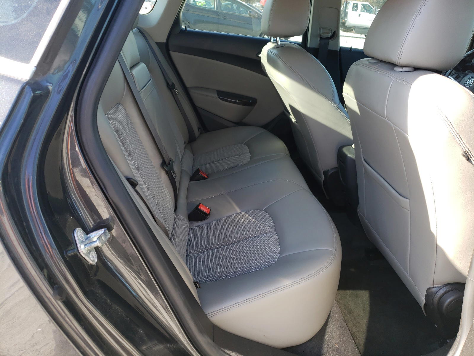 Photo 6 from auction – 2016 BUICK VERANO with VIN 1G4PP5SK2G4154889