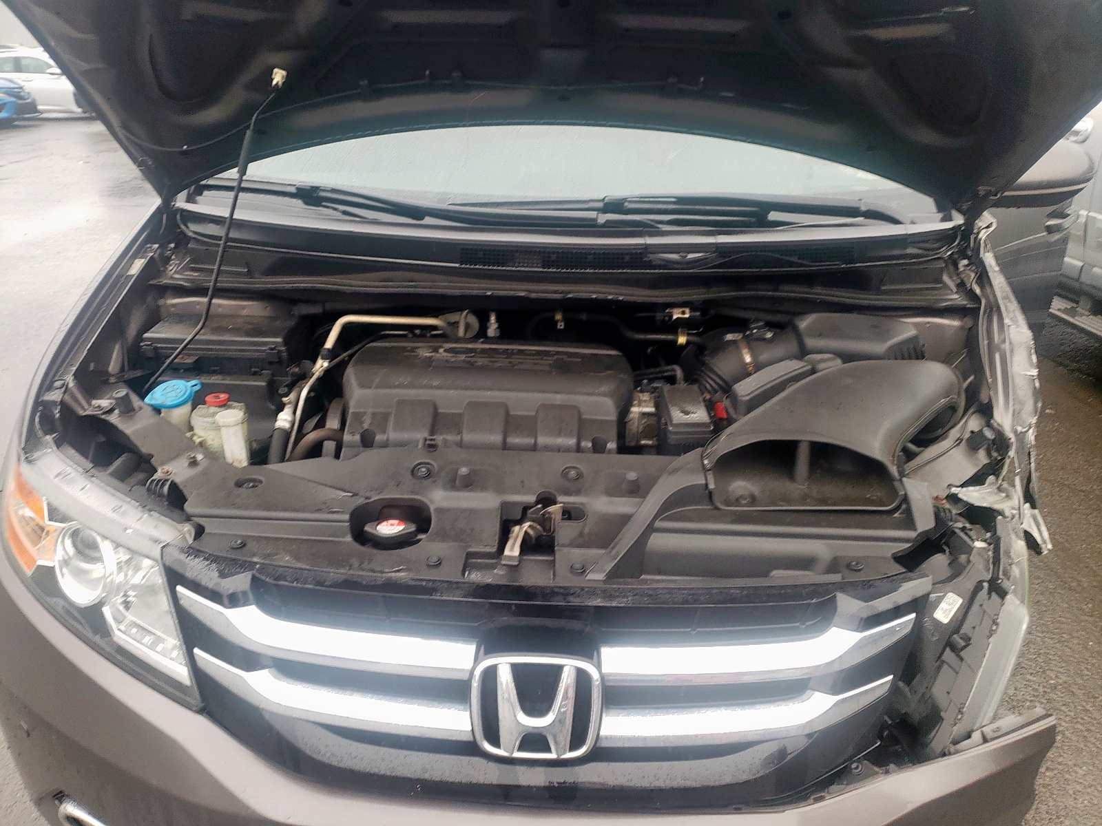 Photo 7 from auction – 2014 HONDA ODYSSEY TO with VIN 5FNRL5H91EB040143