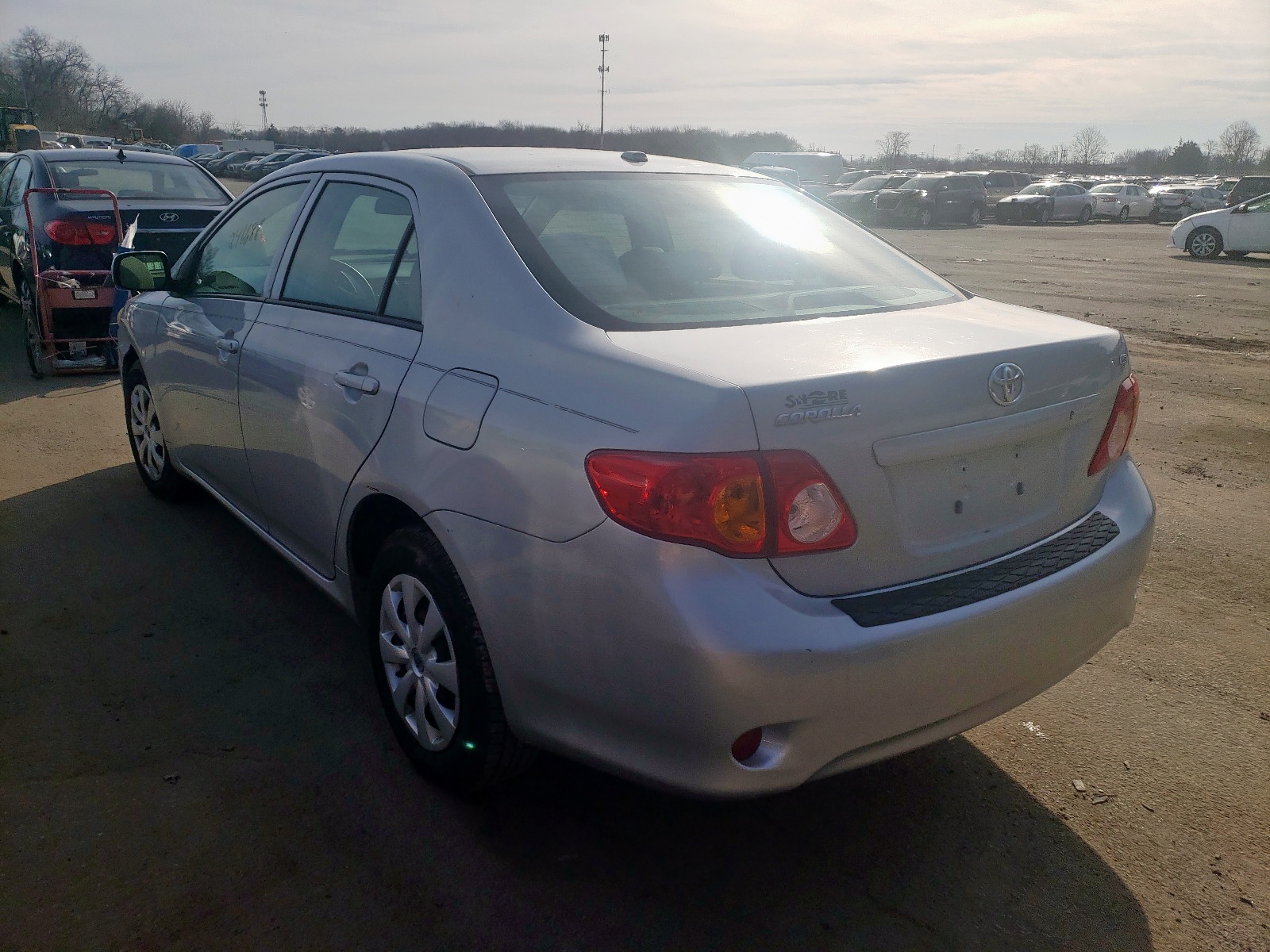 Zdjęcie 3 z aukcji – 2009 TOYOTA COROLLA BA z VIN 2T1BU40E69C010700