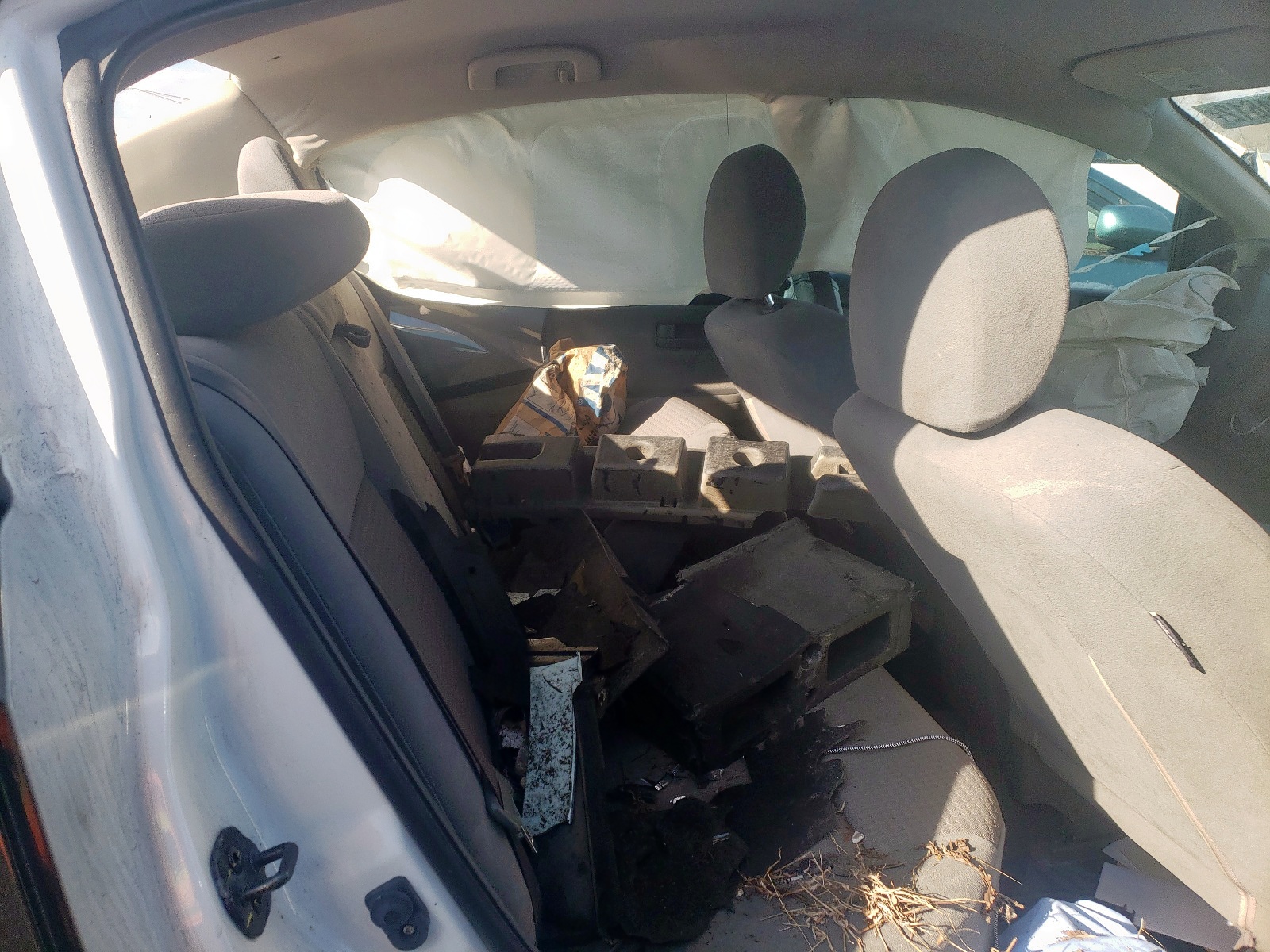 Photo 6 from auction – 2008 NISSAN SENTRA 2.0 with VIN 3N1AB61E98L679084