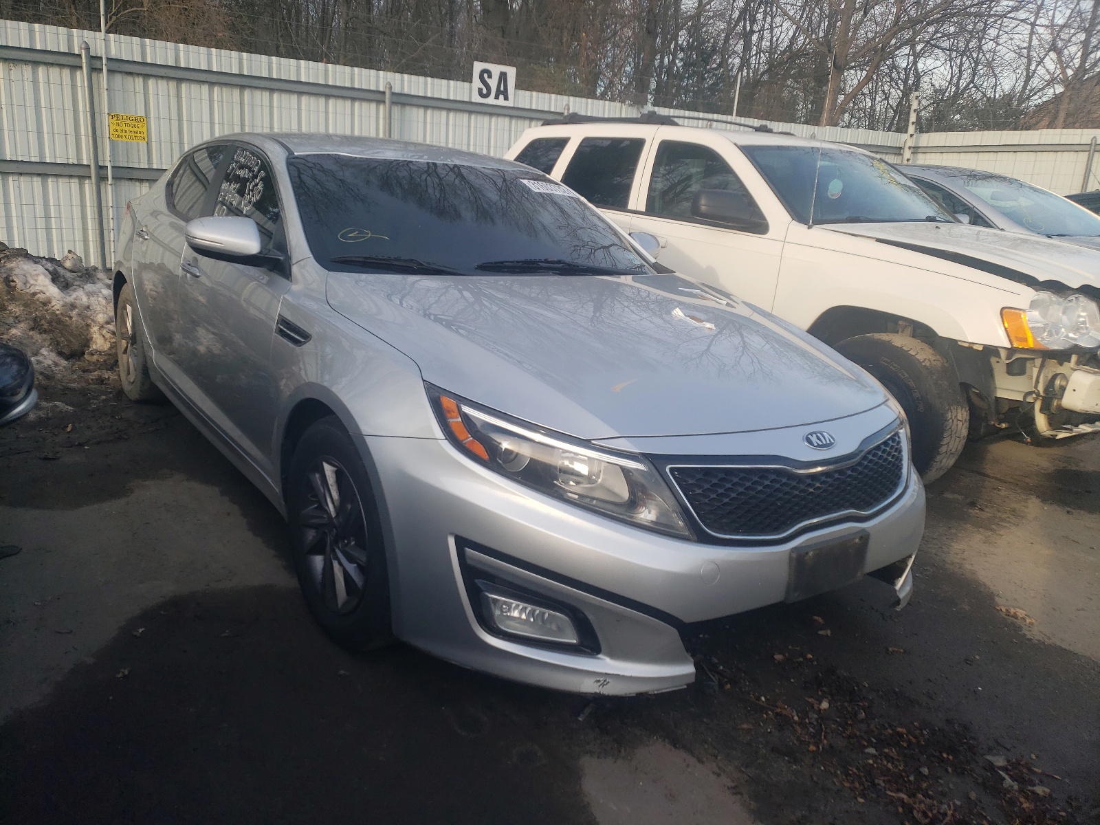 KIA OPTIMA LX 2014 with VIN KNAGM4A70E5458683 - Photo from auction