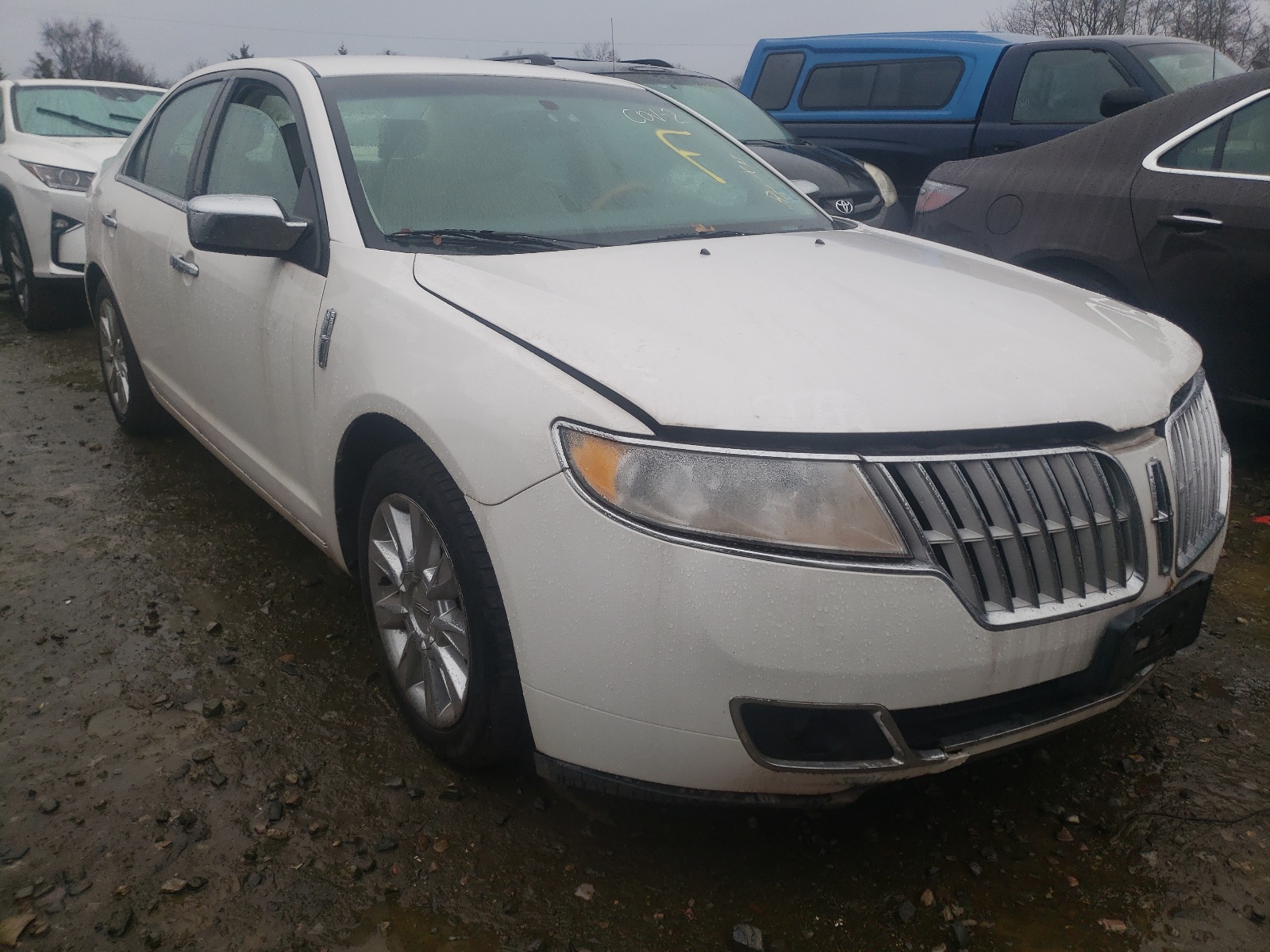 Фото 9 с аукциона – 2011 LINCOLN MKZ с VIN 3LNHL2JC2BR750836