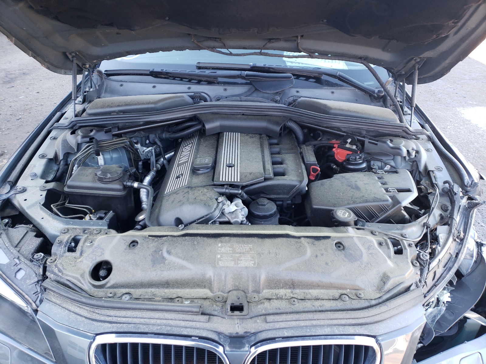 Photo 7 from auction – 2005 BMW 530 I with VIN WBANA73525B048756