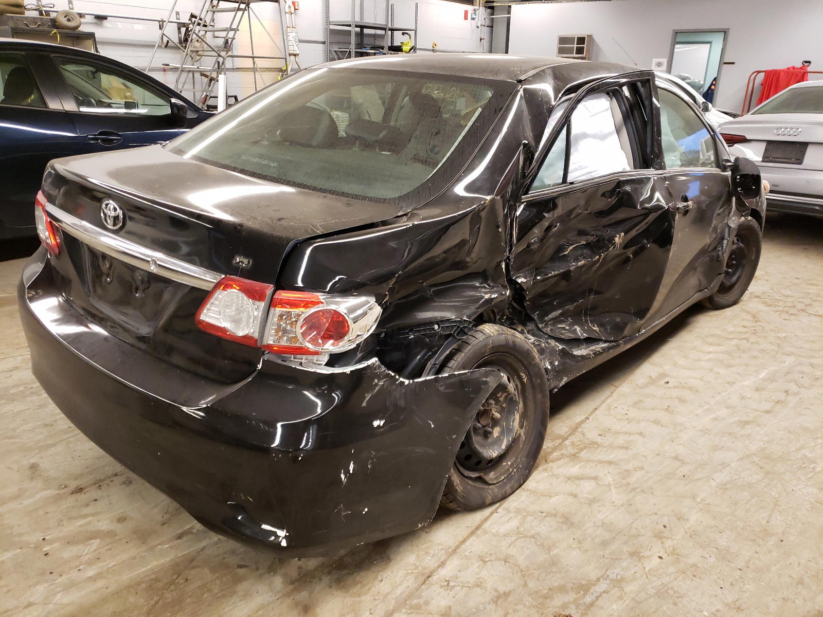 Photo 4 from auction – 2013 TOYOTA COROLLA BA with VIN 2T1BU4EE4DC106620
