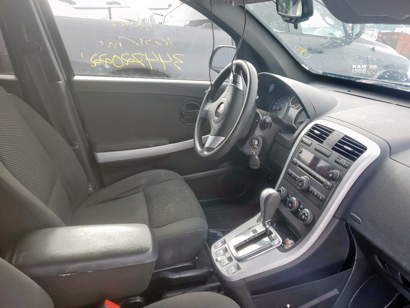 Photo 5 from auction – 2009 PONTIAC TORRENT with VIN 2CKDL43F896235436