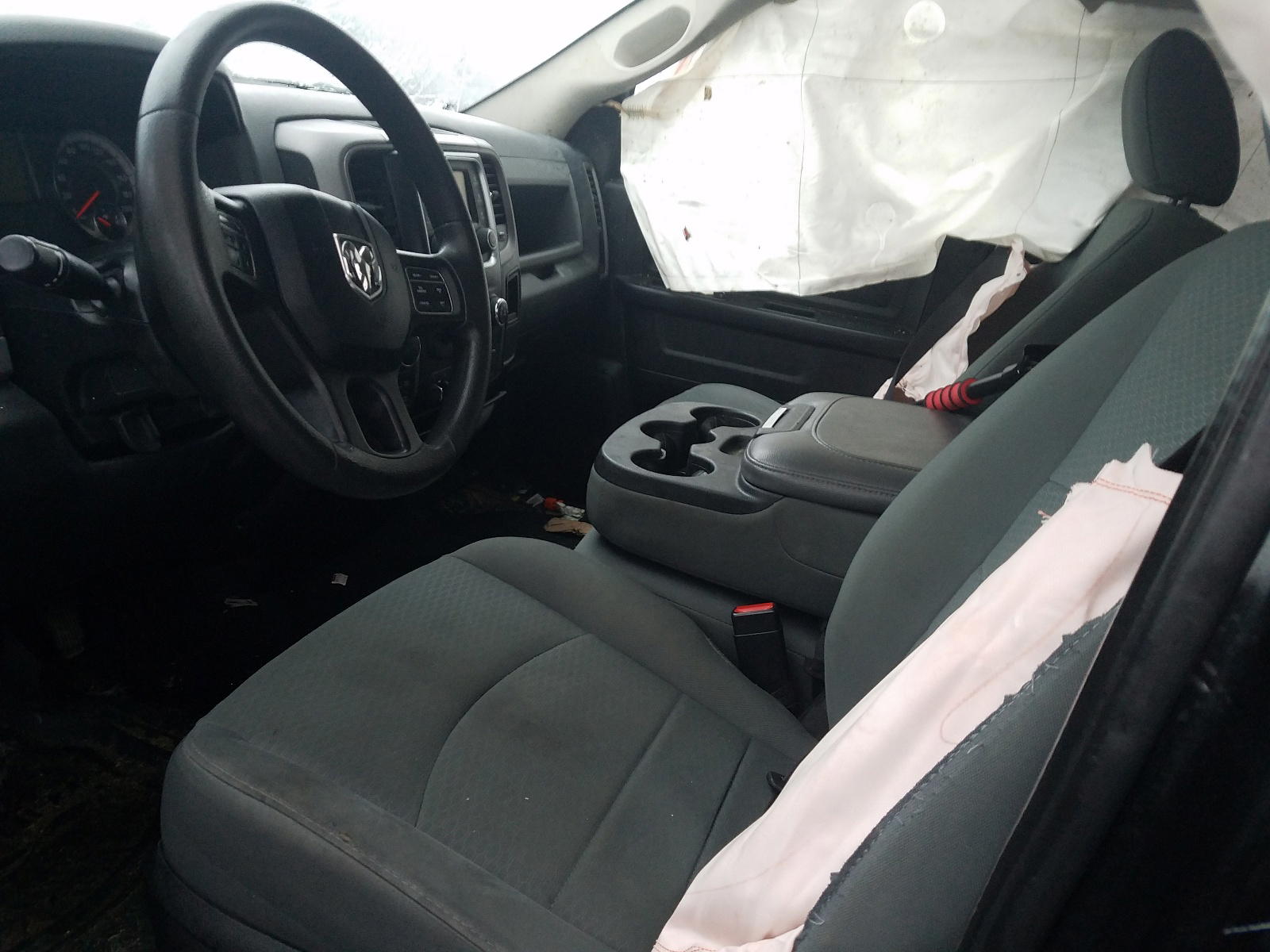 Photo 5 from auction – 2016 RAM 1500 ST with VIN 1C6RR7FG2GS286322
