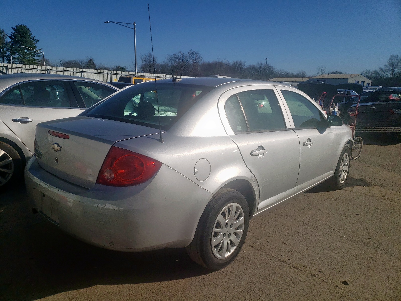 Photo 4 from auction – 2010 CHEVROLET COBALT LS with VIN 1G1AB5F58A7224777