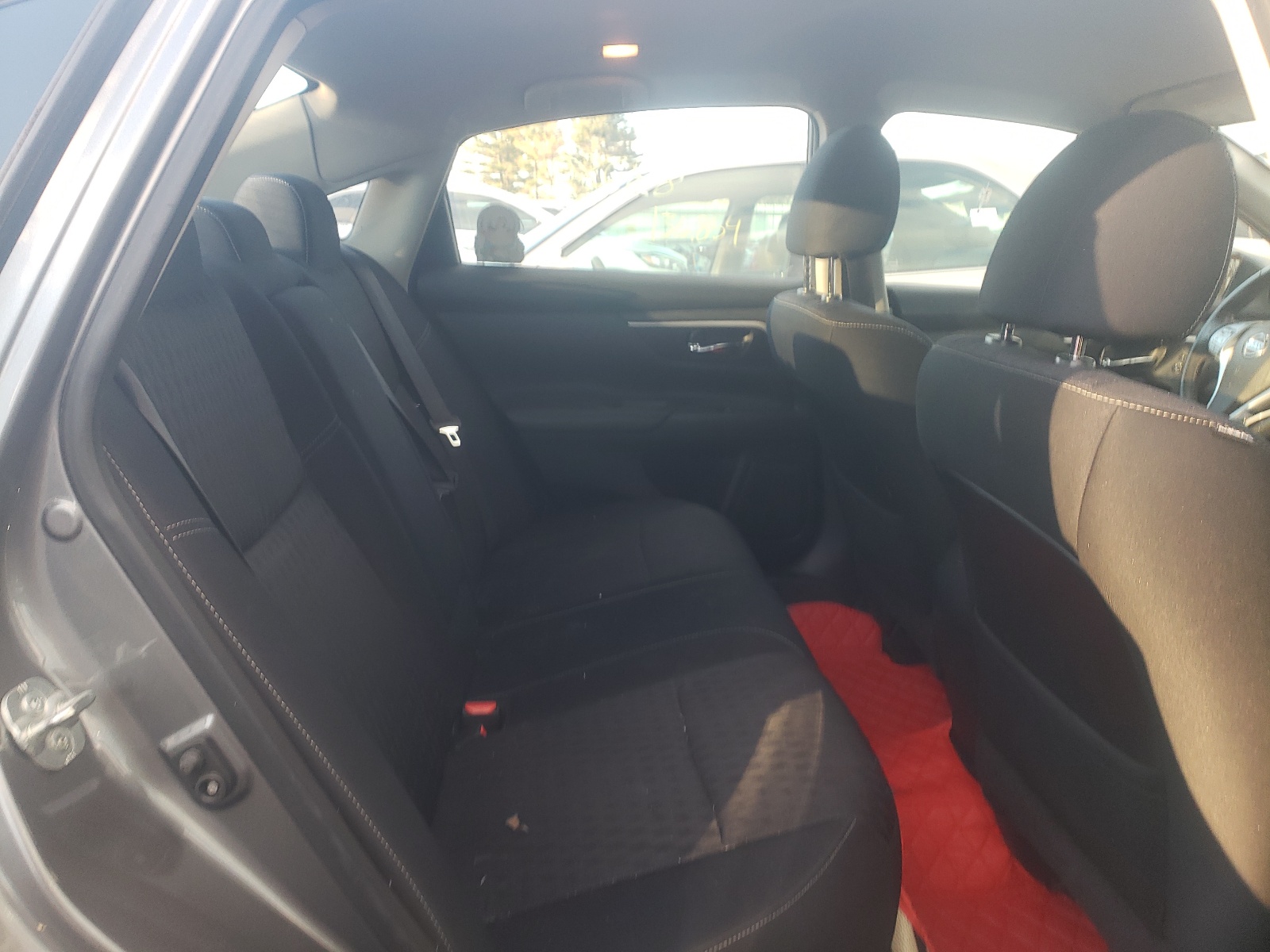 Photo 6 from auction – 2017 NISSAN ALTIMA 2.5 with VIN 1N4AL3AP4HC290266