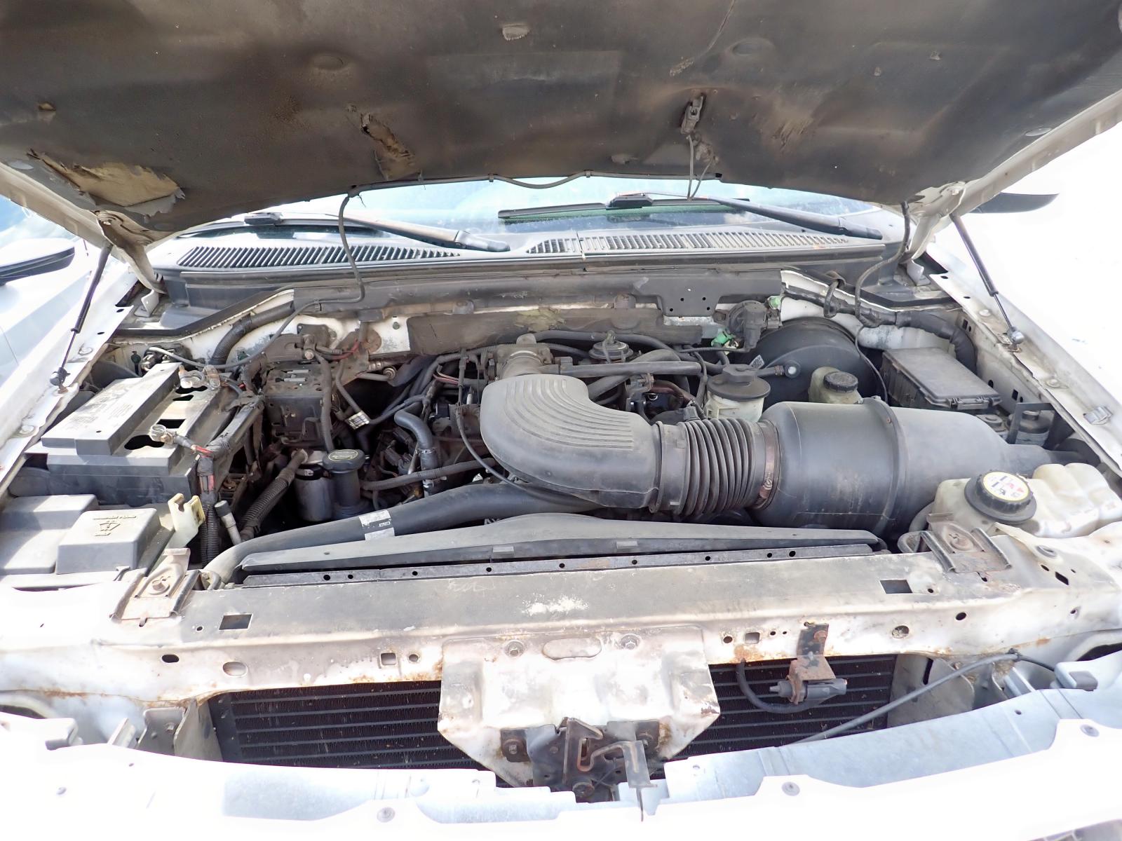 Photo 7 from auction – 2001 FORD F150 with VIN 2FTRX08LX1CA81715