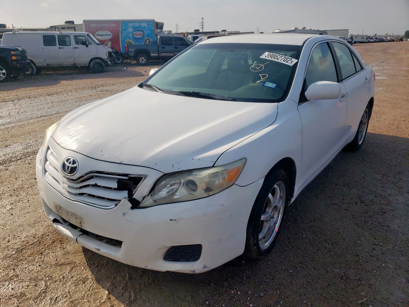Photo 2 from auction – 2010 TOYOTA CAMRY BASE with VIN 4T1BF3EKXAU550959
