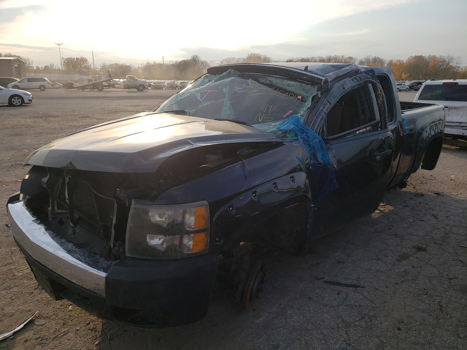 Photo 2 from auction – 2007 CHEVROLET SILVERADO with VIN 2GCEK19C371691350