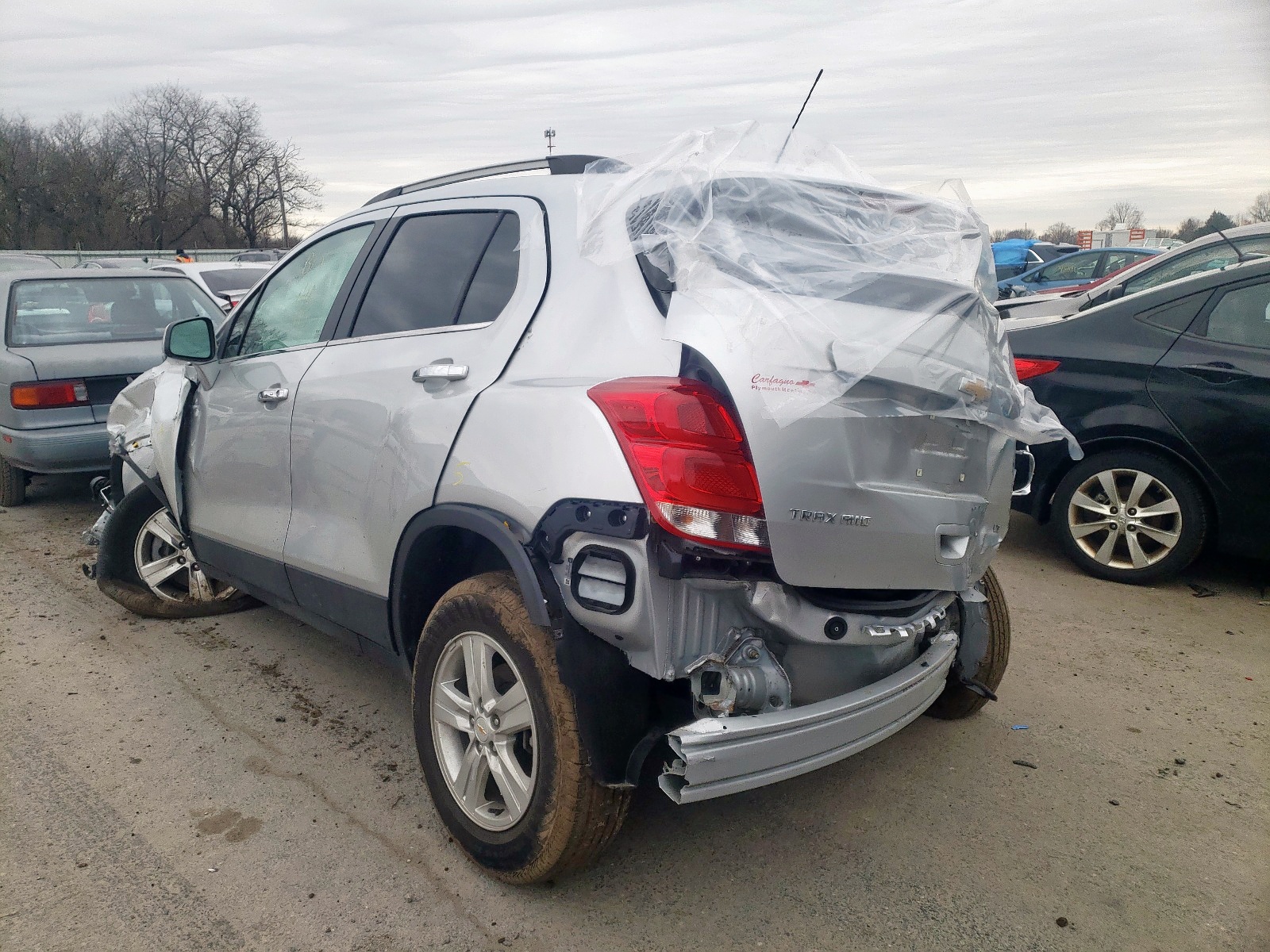 Photo 3 from auction – 2020 CHEVROLET TRAX 1LT with VIN KL7CJPSB4LB024373