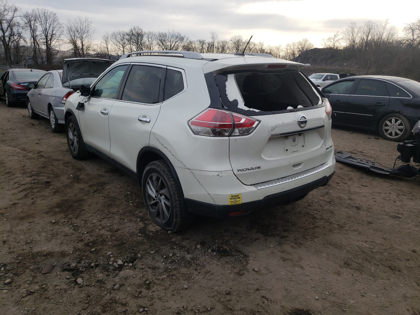 Photo 3 from auction – 2015 NISSAN ROGUE S with VIN 5N1AT2MV1FC827392