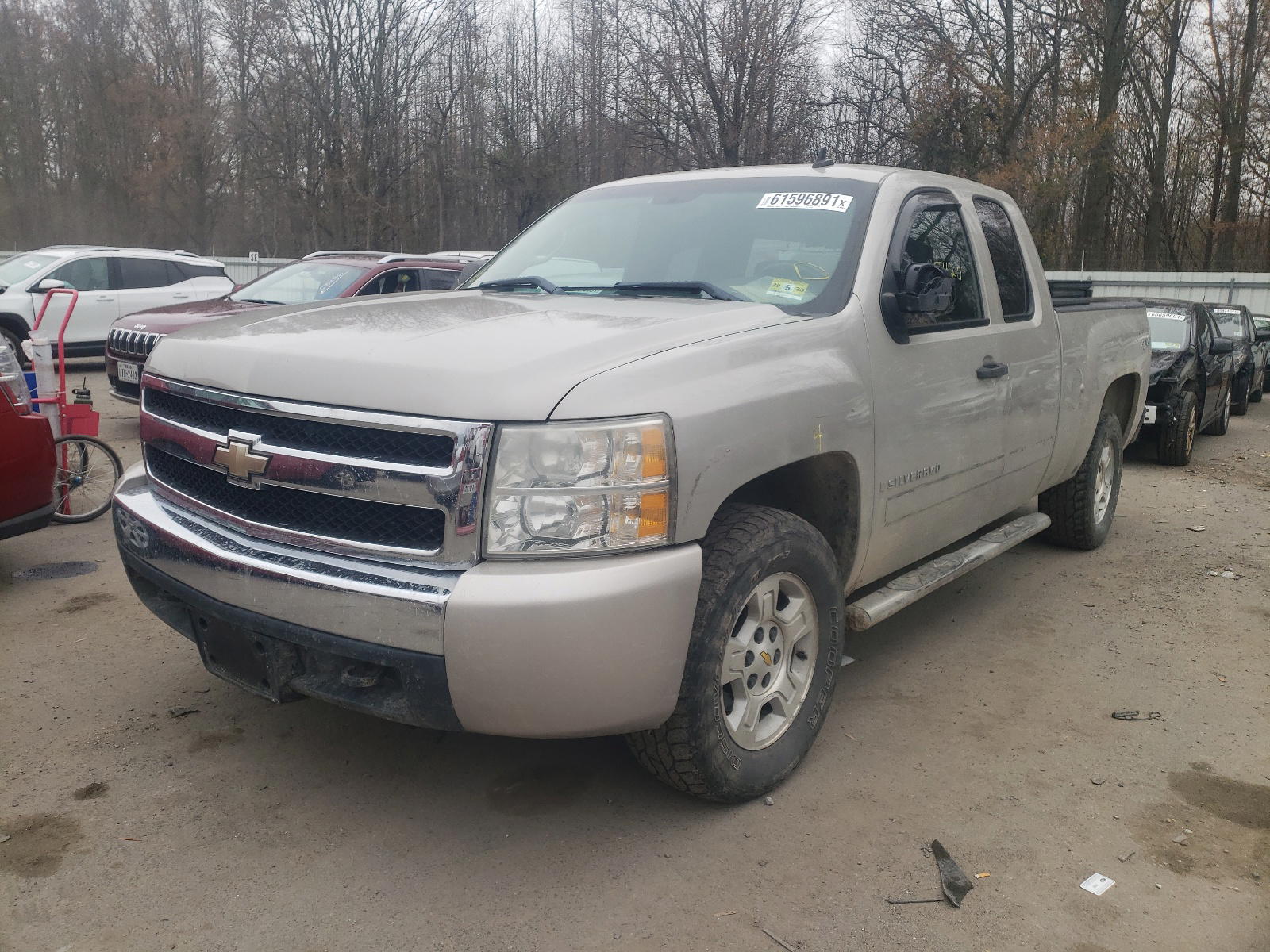 Photo 2 from auction – 2008 CHEVROLET SILVERADO with VIN 1GCEK19J08E196876